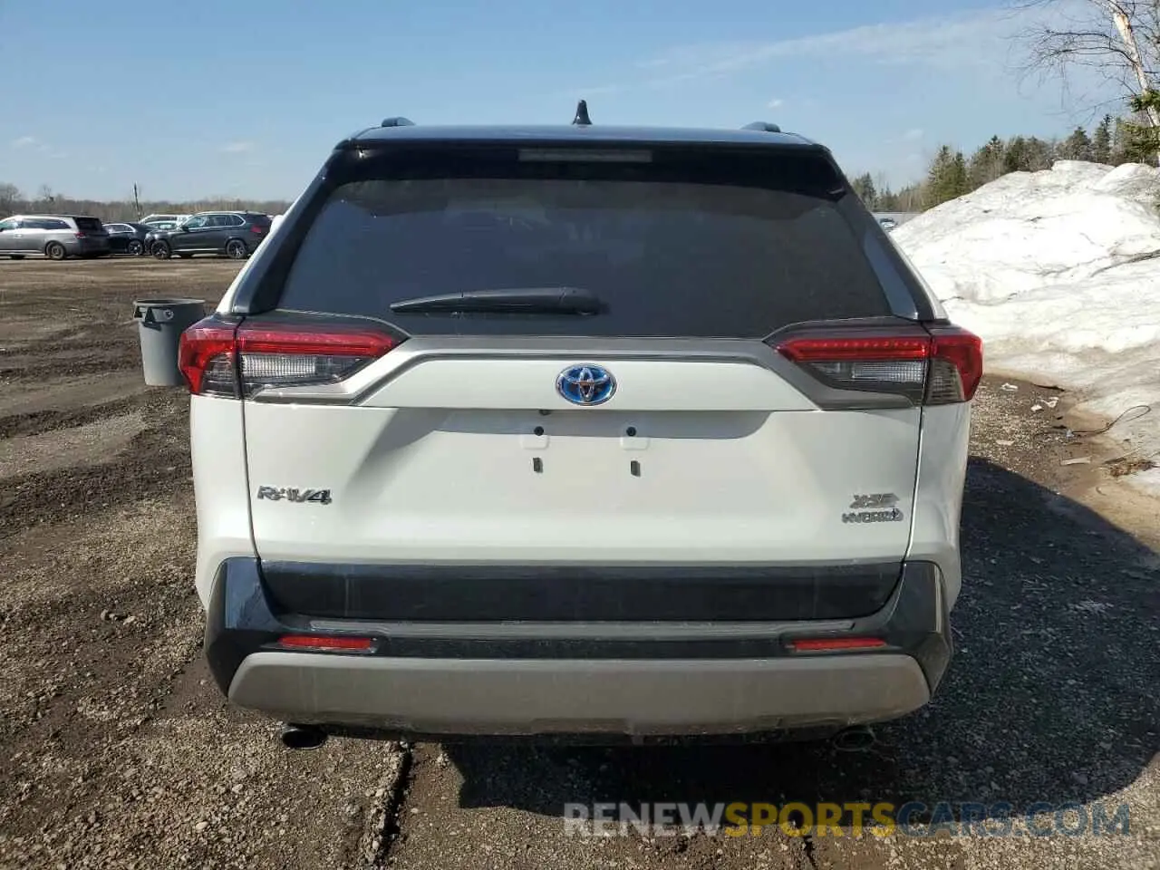 6 Photograph of a damaged car 2T35WRFV1RW212636 TOYOTA RAV4 2024
