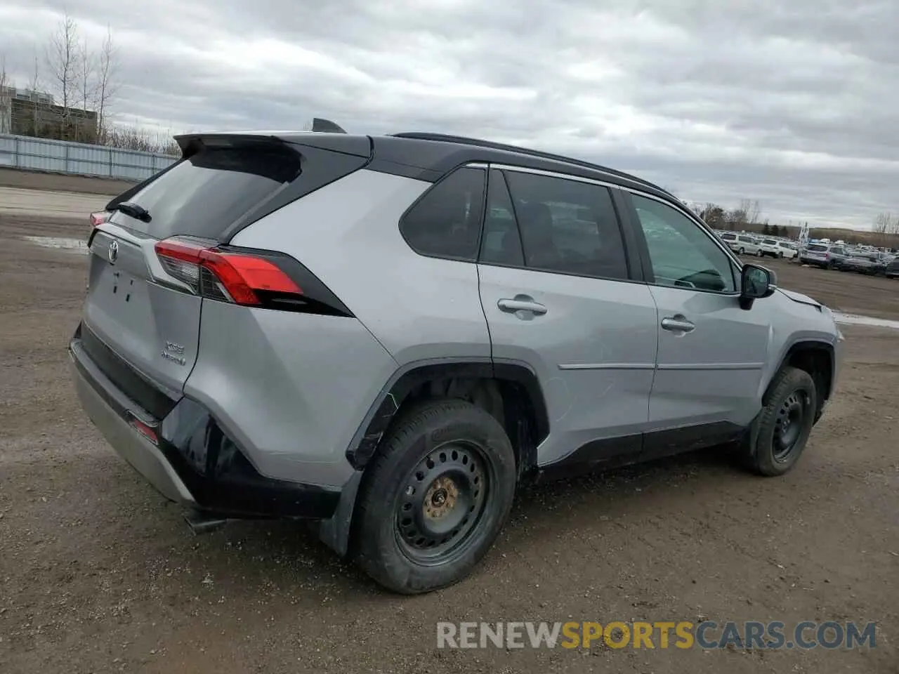 3 Photograph of a damaged car 2T35WRFV1RW226505 TOYOTA RAV4 2024