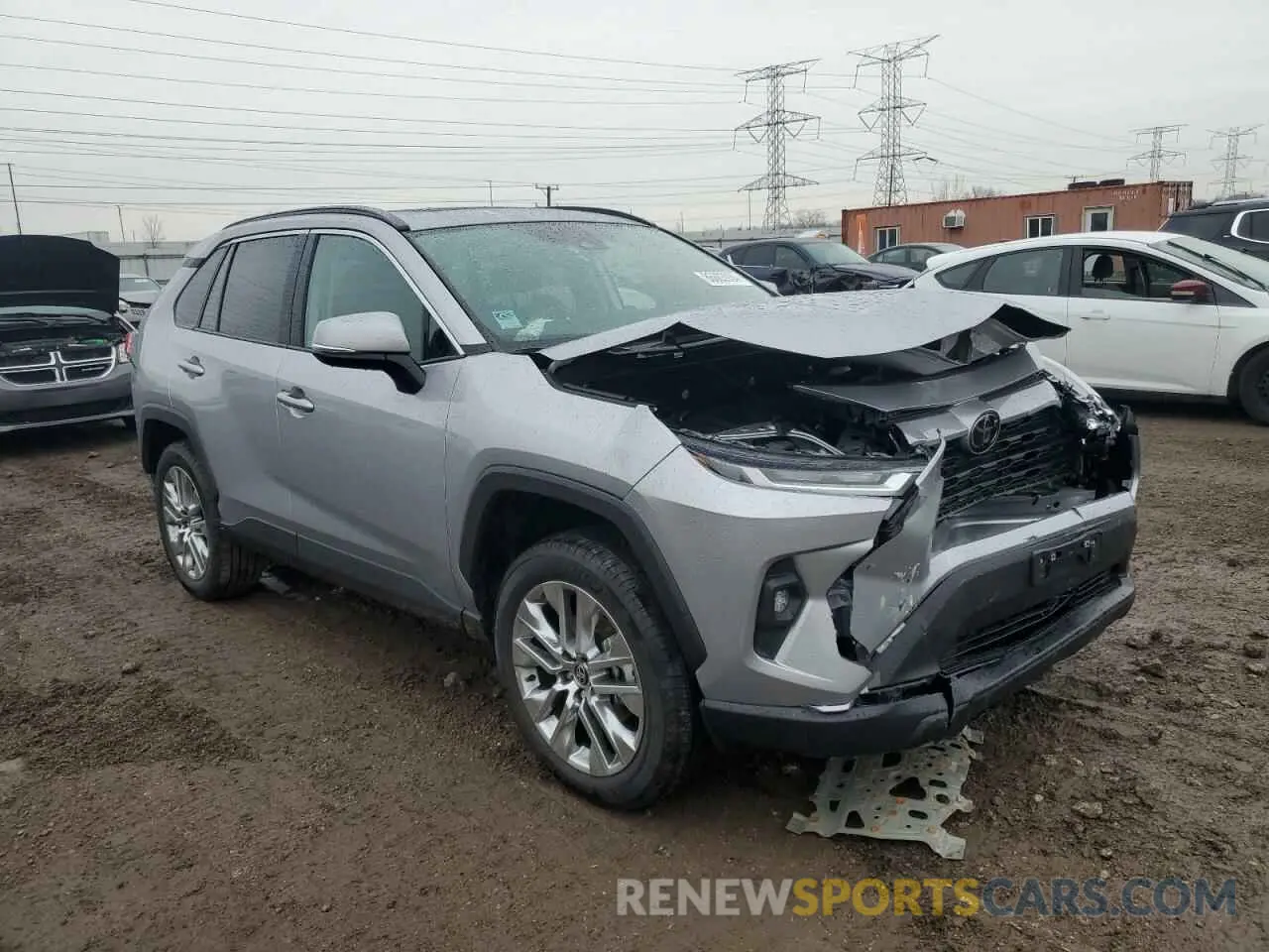 4 Photograph of a damaged car 2T3A1RFV0RC463484 TOYOTA RAV4 2024