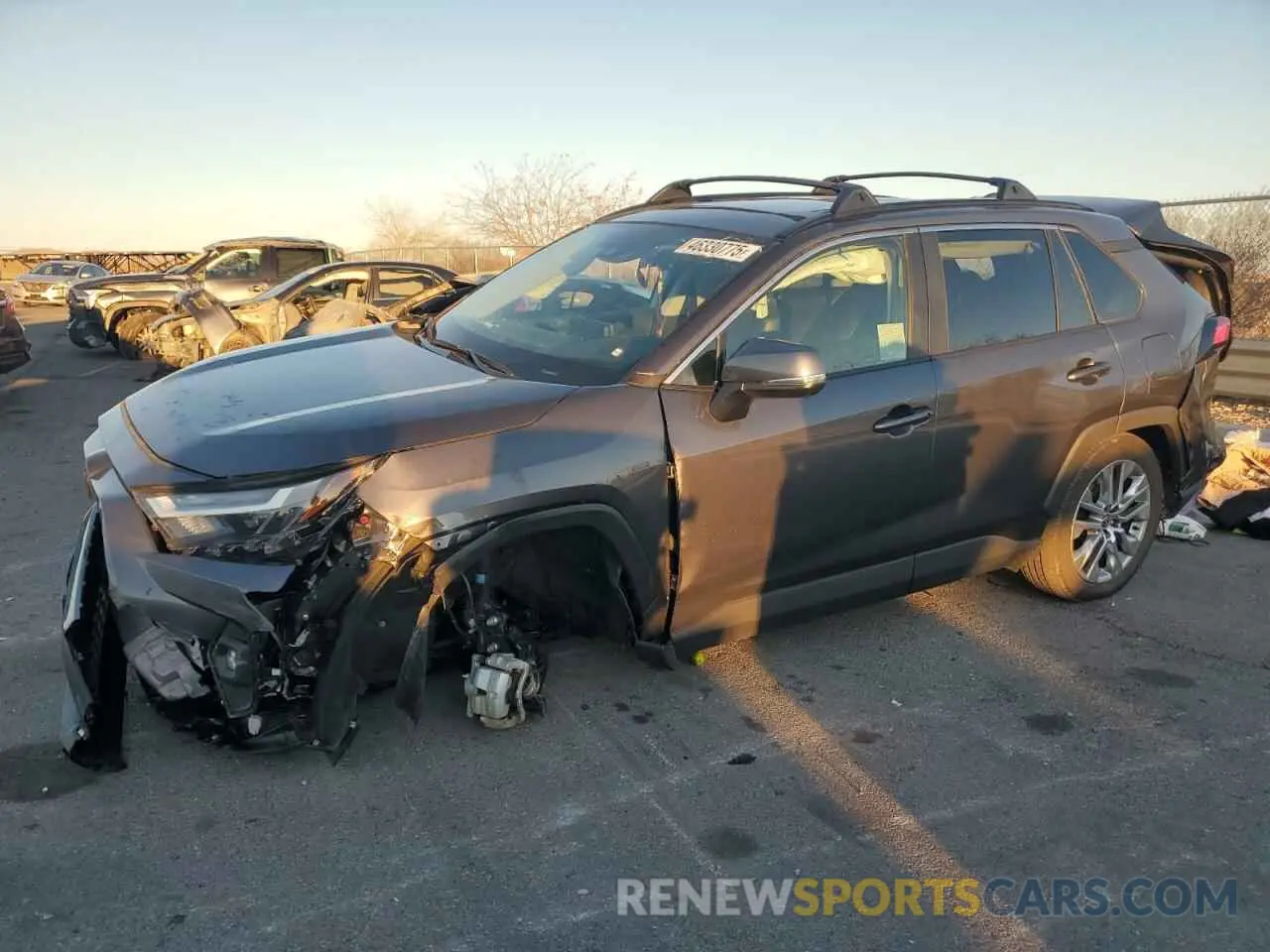1 Photograph of a damaged car 2T3A1RFV0RC470211 TOYOTA RAV4 2024