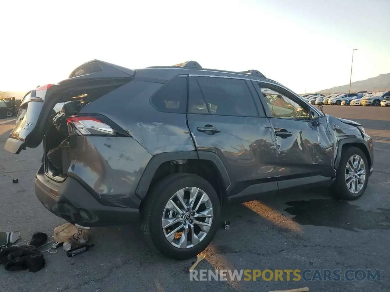 3 Photograph of a damaged car 2T3A1RFV0RC470211 TOYOTA RAV4 2024
