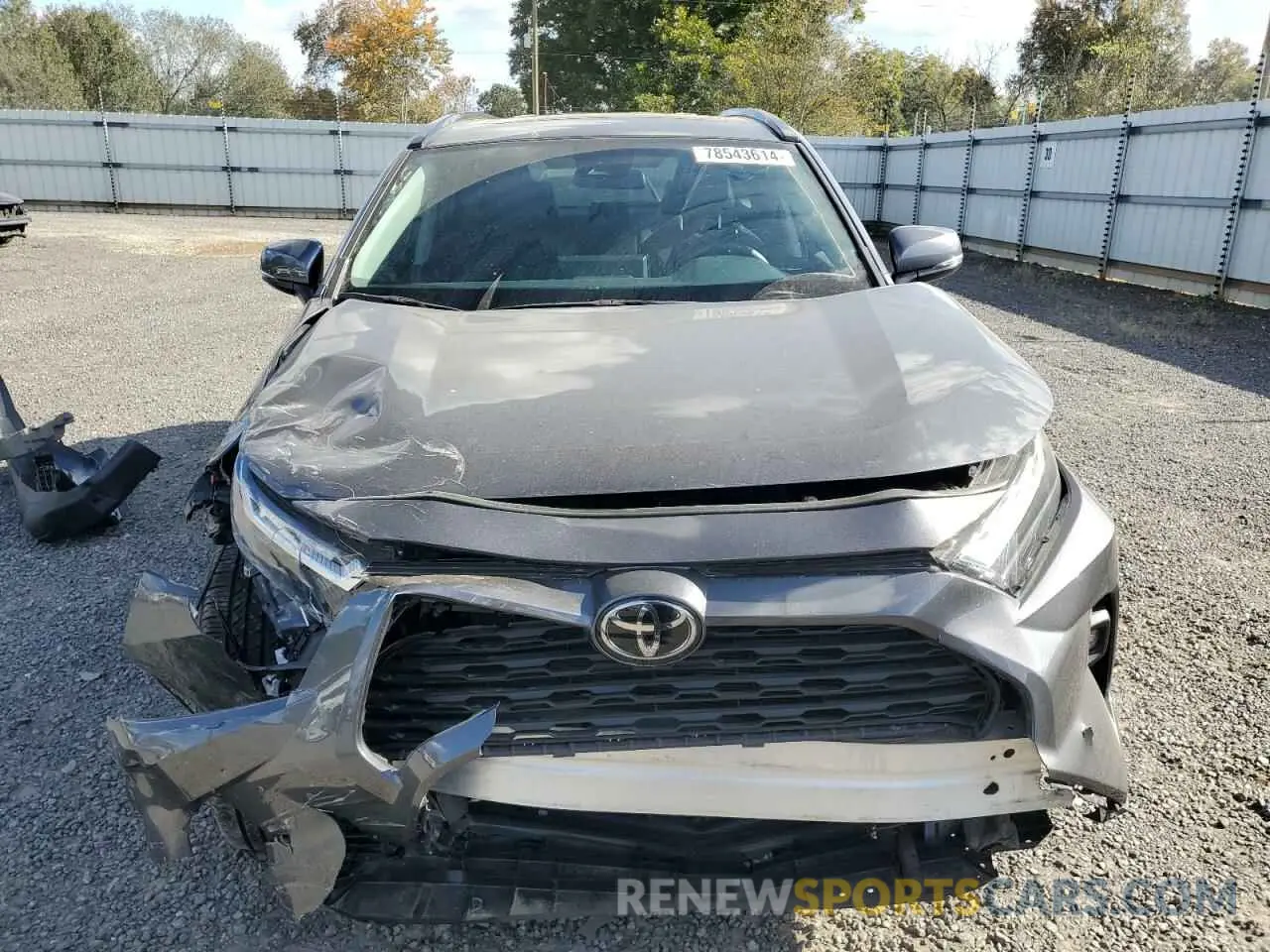 5 Photograph of a damaged car 2T3A1RFV1RC419445 TOYOTA RAV4 2024