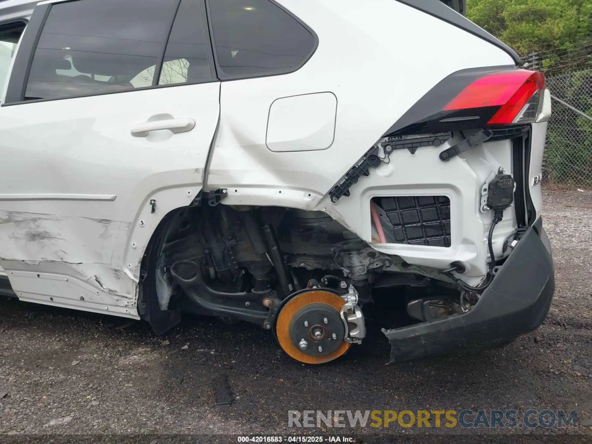 6 Photograph of a damaged car 2T3A1RFV1RW479014 TOYOTA RAV4 2024