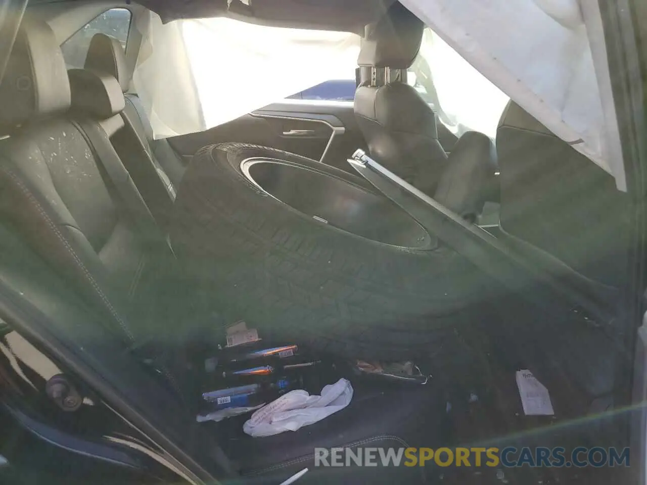 11 Photograph of a damaged car 2T3A1RFV2RC443074 TOYOTA RAV4 2024