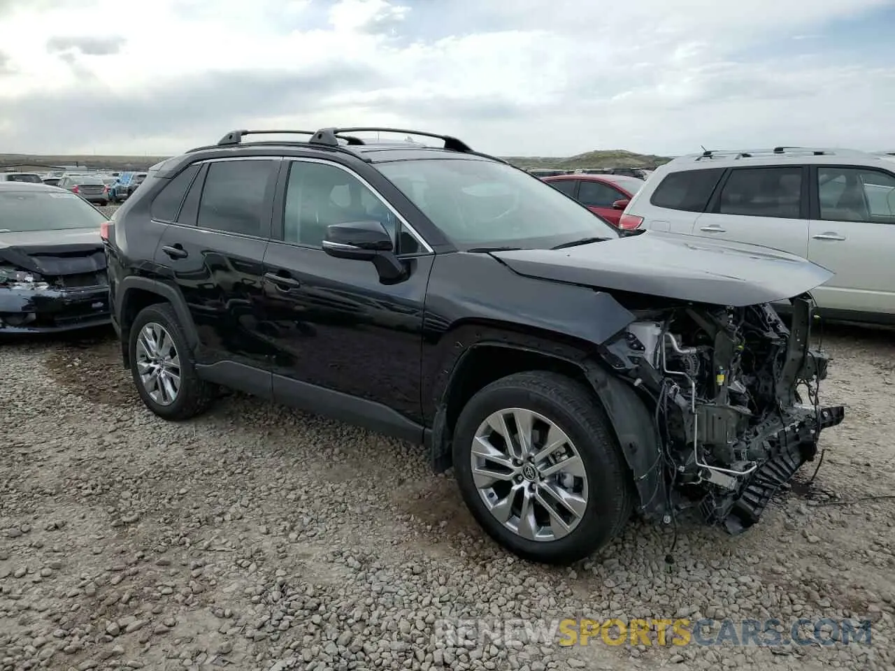 4 Photograph of a damaged car 2T3A1RFV2RC451305 TOYOTA RAV4 2024
