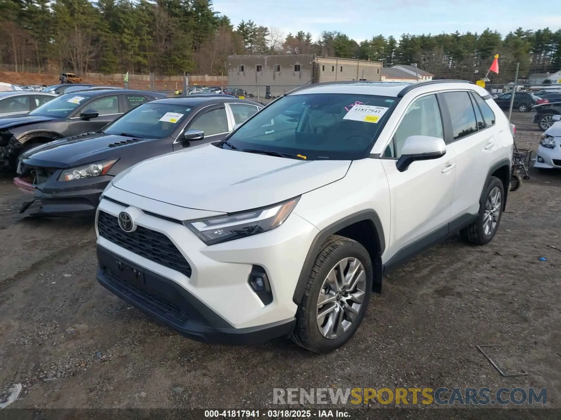 2 Photograph of a damaged car 2T3A1RFV2RW435605 TOYOTA RAV4 2024
