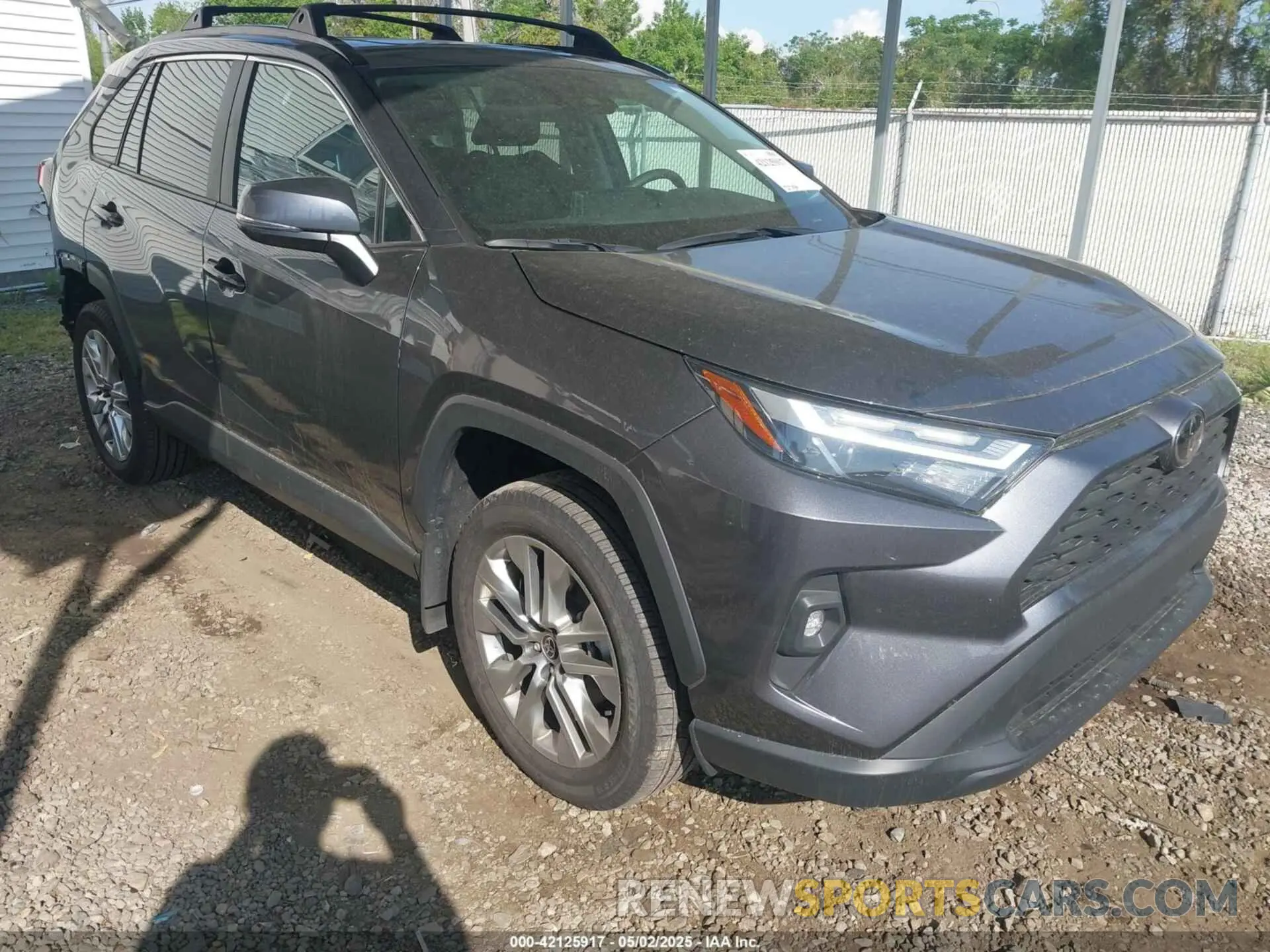 1 Photograph of a damaged car 2T3A1RFV3RC399408 TOYOTA RAV4 2024