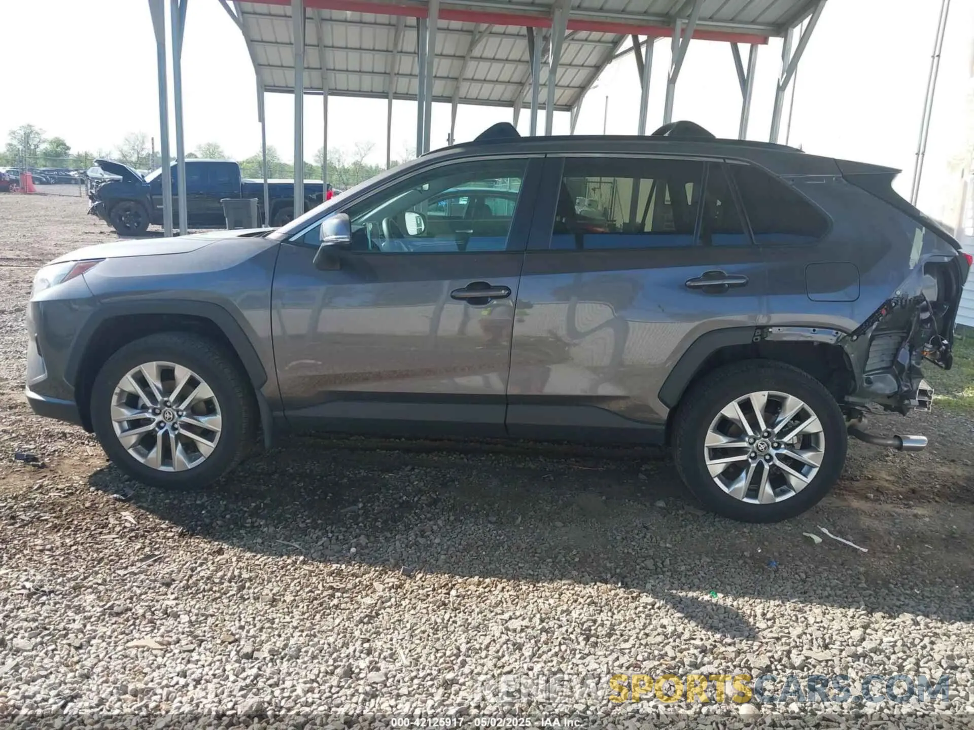 15 Photograph of a damaged car 2T3A1RFV3RC399408 TOYOTA RAV4 2024