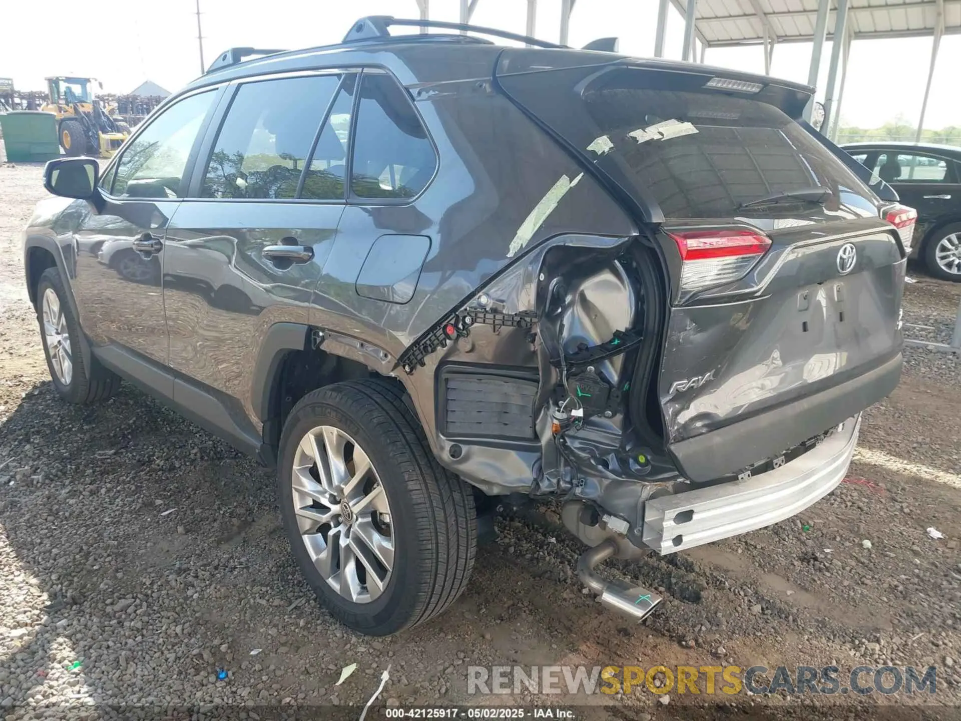 3 Photograph of a damaged car 2T3A1RFV3RC399408 TOYOTA RAV4 2024