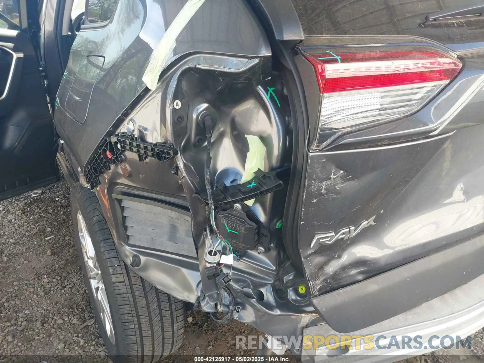 6 Photograph of a damaged car 2T3A1RFV3RC399408 TOYOTA RAV4 2024