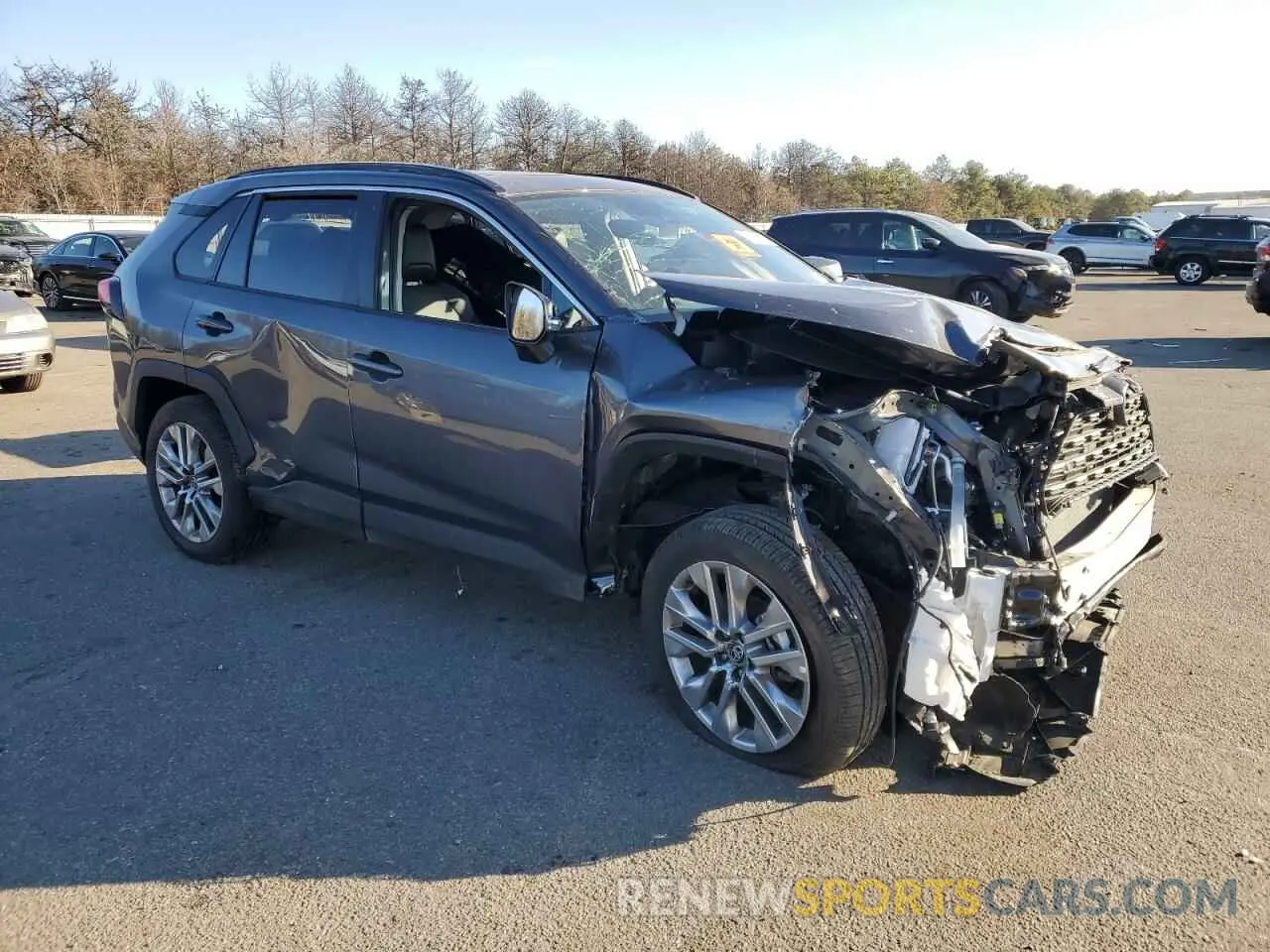4 Photograph of a damaged car 2T3A1RFV4RC432061 TOYOTA RAV4 2024