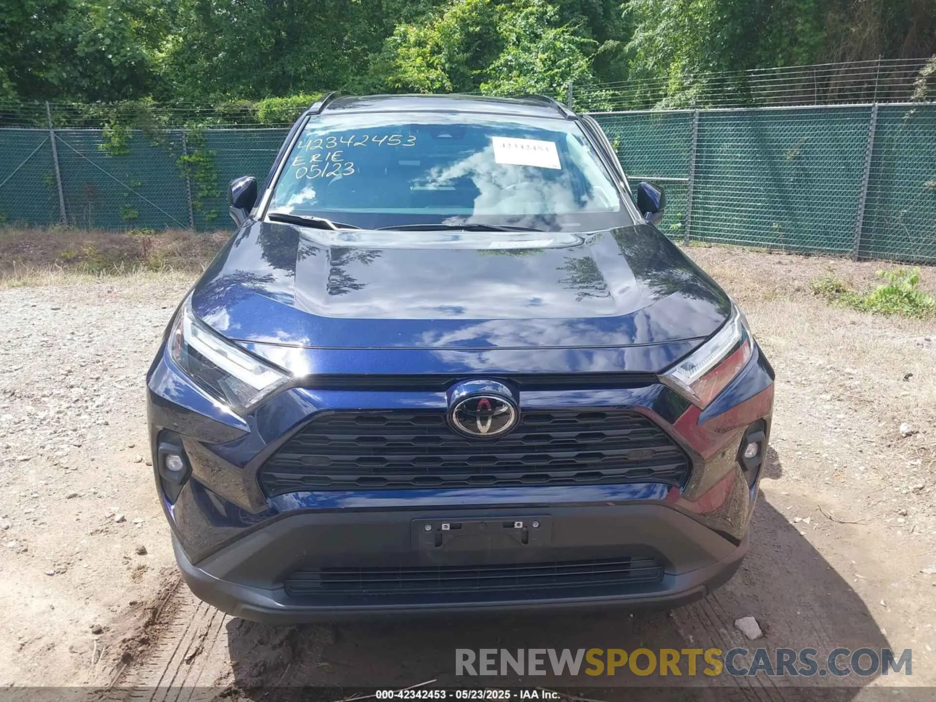 12 Photograph of a damaged car 2T3A1RFV4RW411404 TOYOTA RAV4 2024