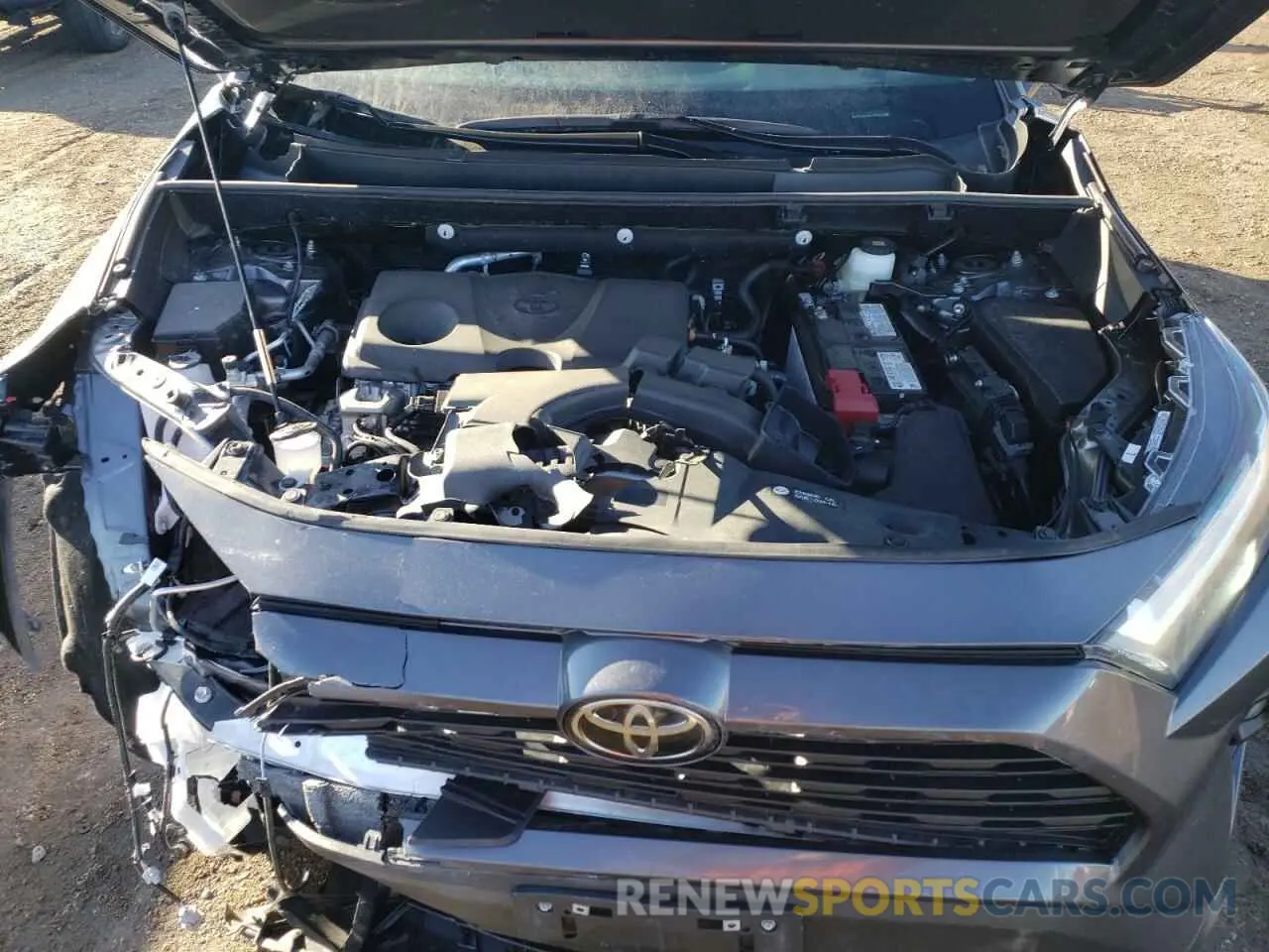 12 Photograph of a damaged car 2T3A1RFV5RC471628 TOYOTA RAV4 2024