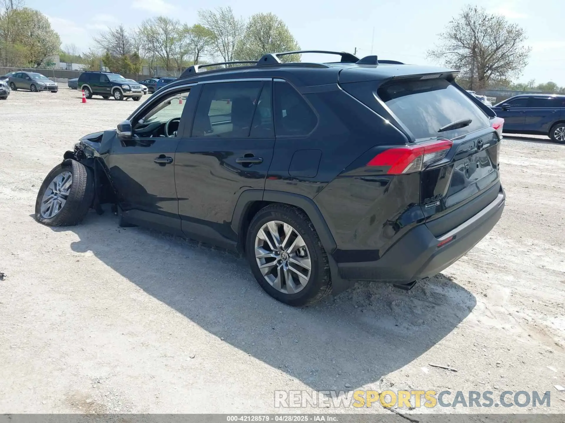 3 Photograph of a damaged car 2T3A1RFV5RW469473 TOYOTA RAV4 2024