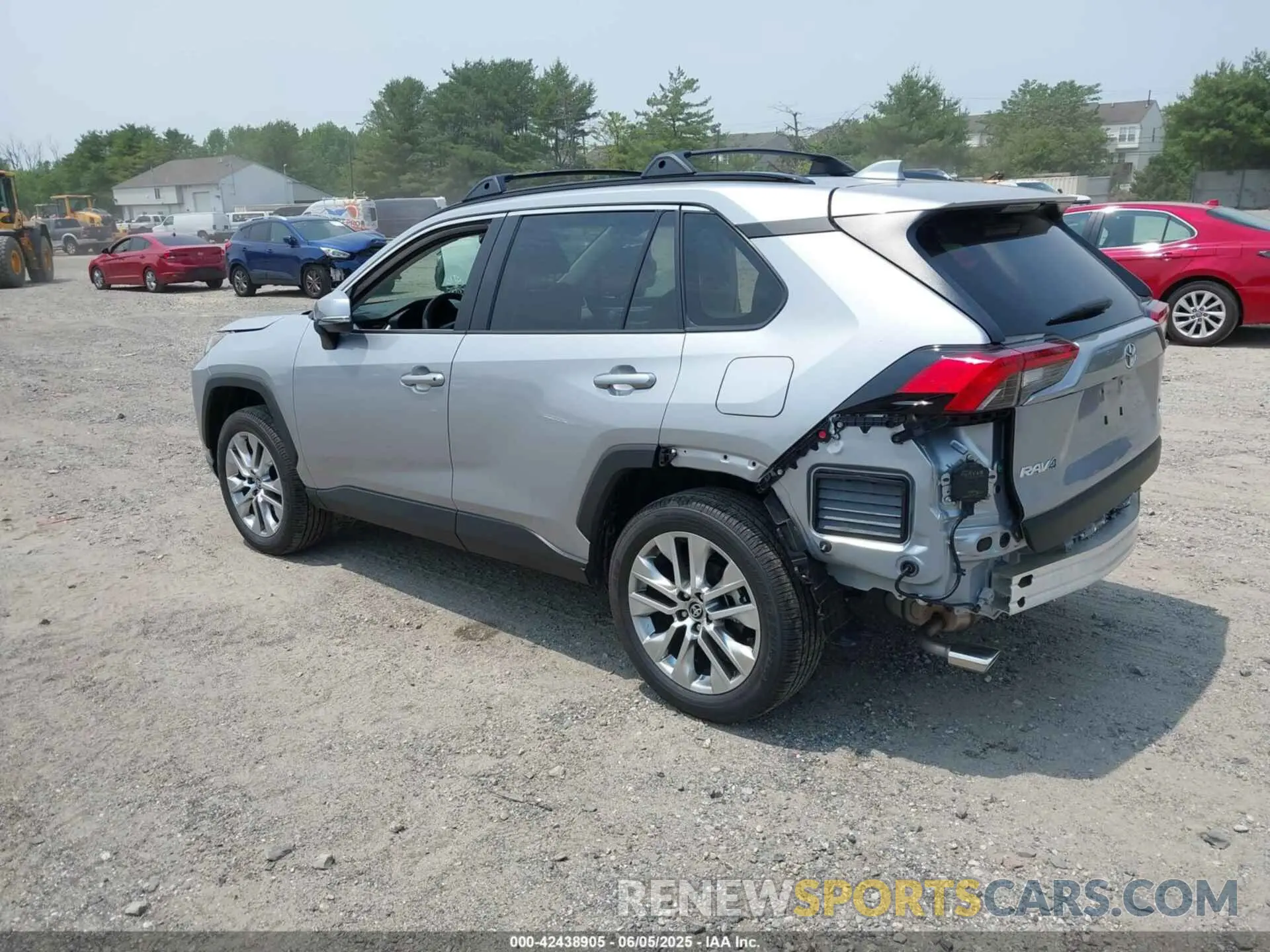 3 Photograph of a damaged car 2T3A1RFV6RC462114 TOYOTA RAV4 2024