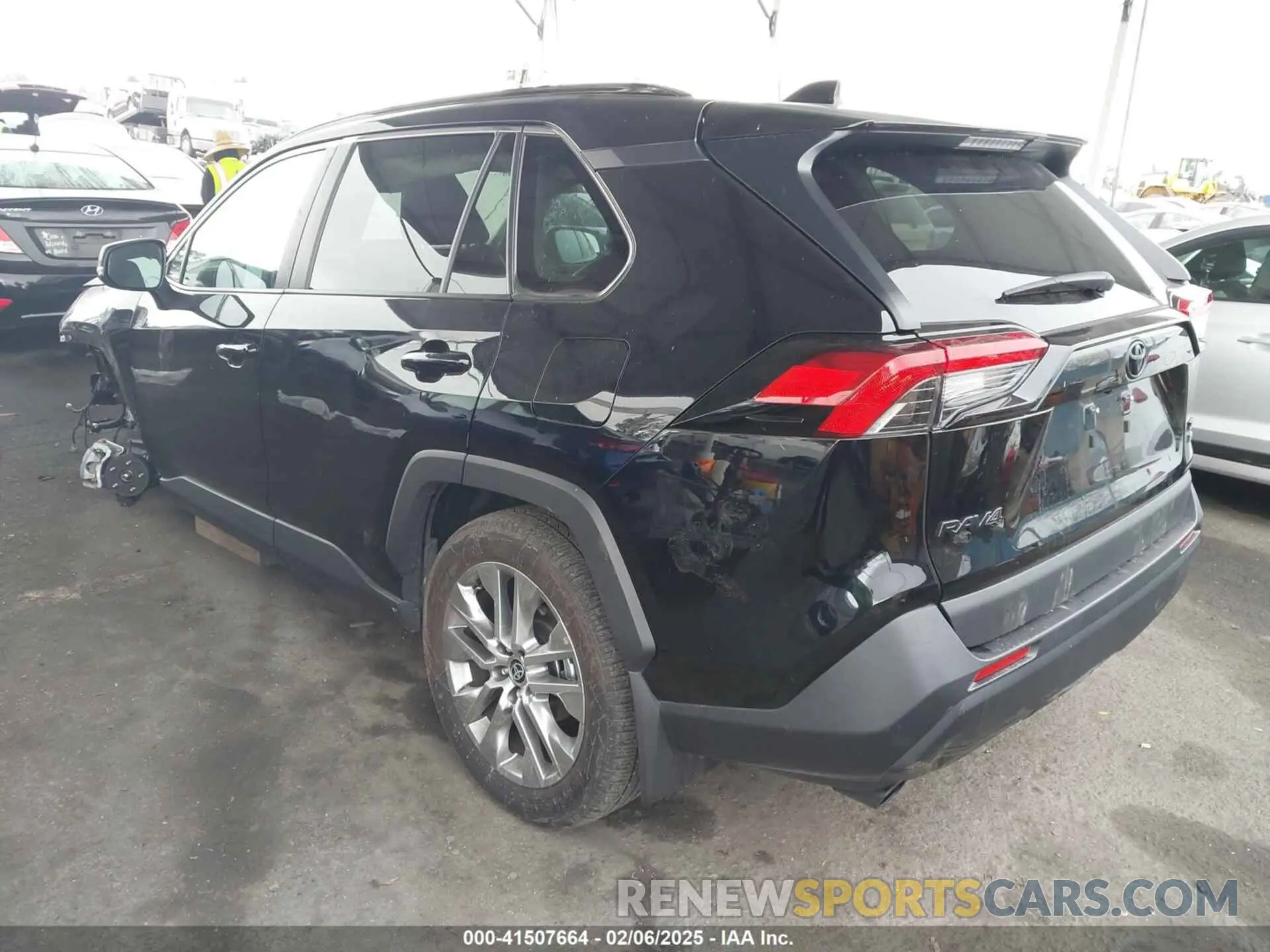 3 Photograph of a damaged car 2T3A1RFV6RW409864 TOYOTA RAV4 2024