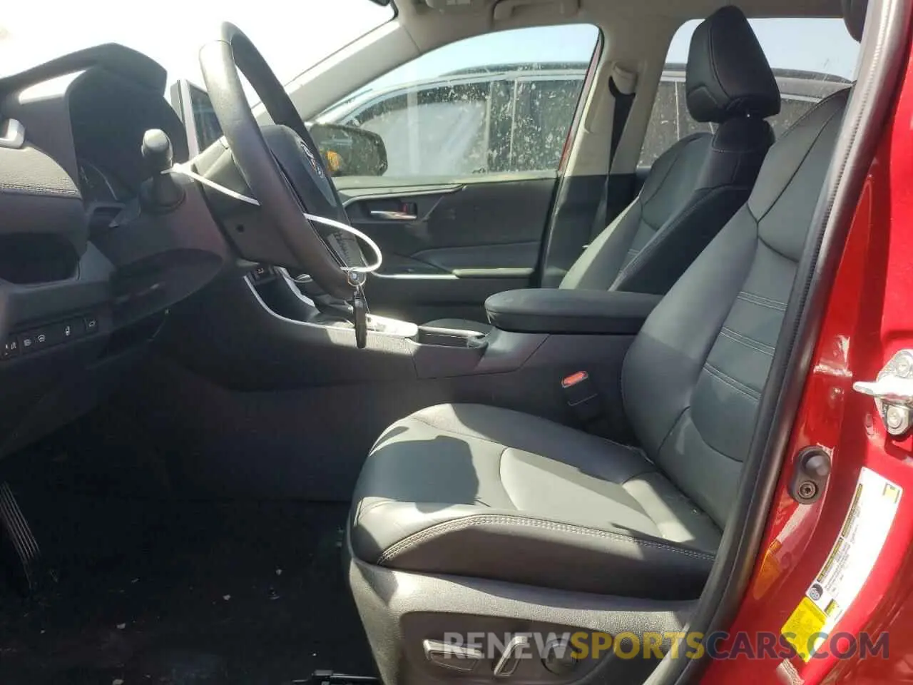 7 Photograph of a damaged car 2T3A1RFV7RW453498 TOYOTA RAV4 2024