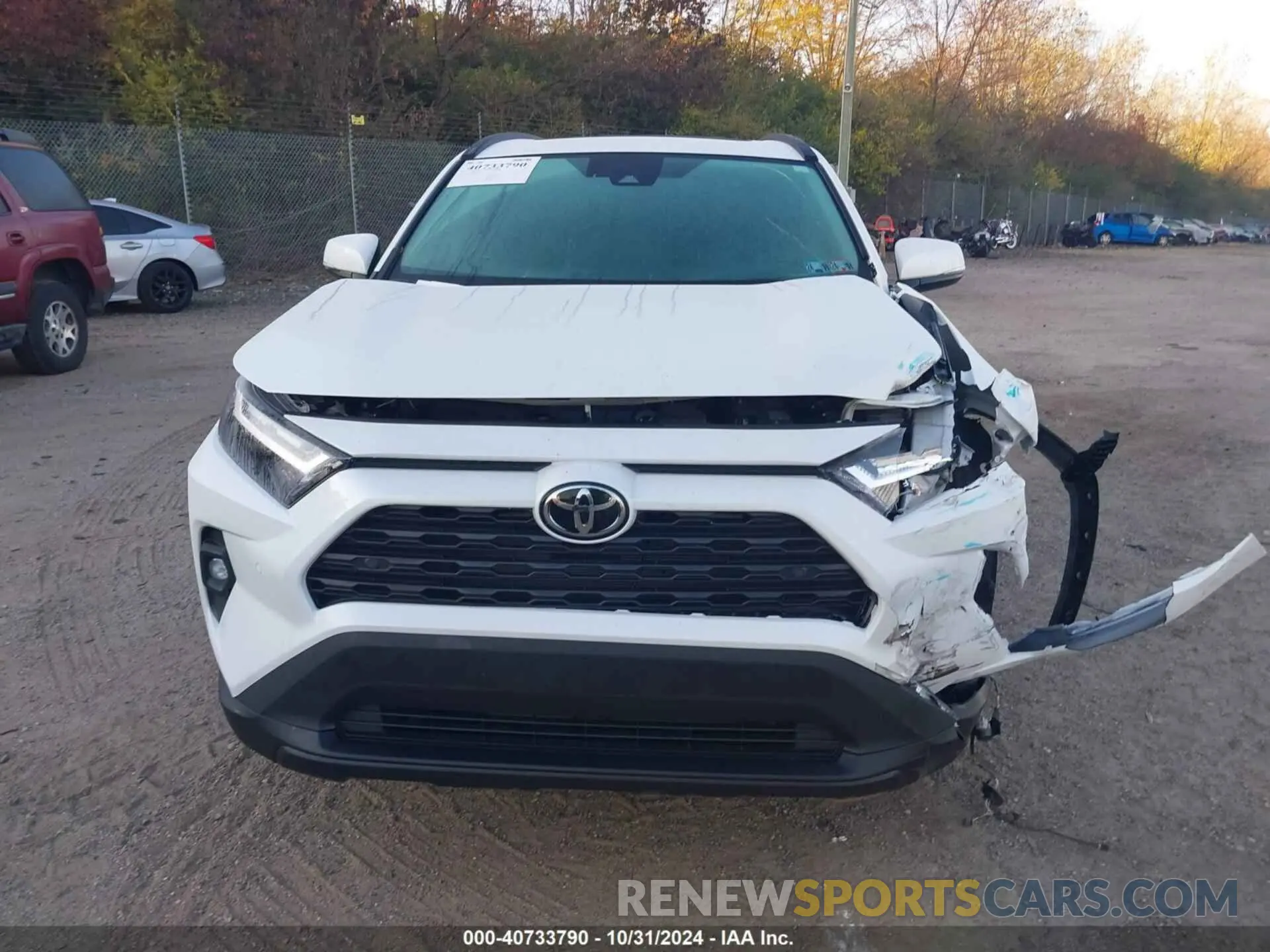 13 Photograph of a damaged car 2T3A1RFV8RW415505 TOYOTA RAV4 2024