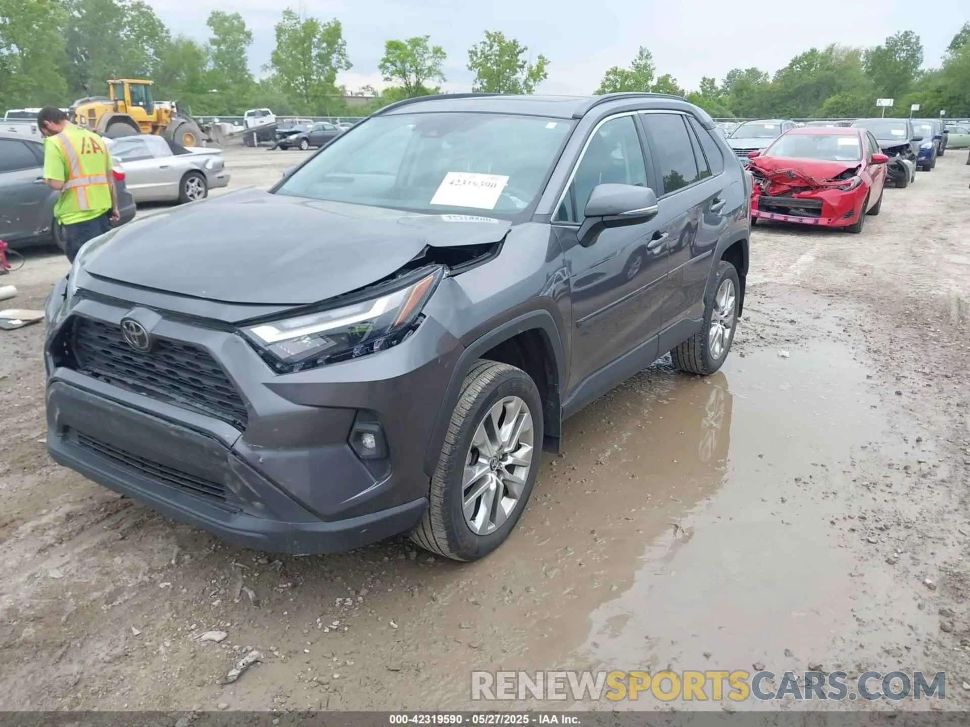 2 Photograph of a damaged car 2T3A1RFV9RC411142 TOYOTA RAV4 2024