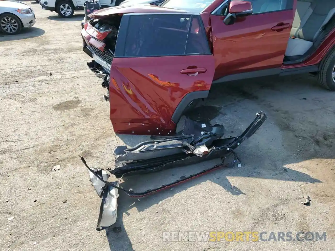 13 Photograph of a damaged car 2T3A1RFVXRW454337 TOYOTA RAV4 2024