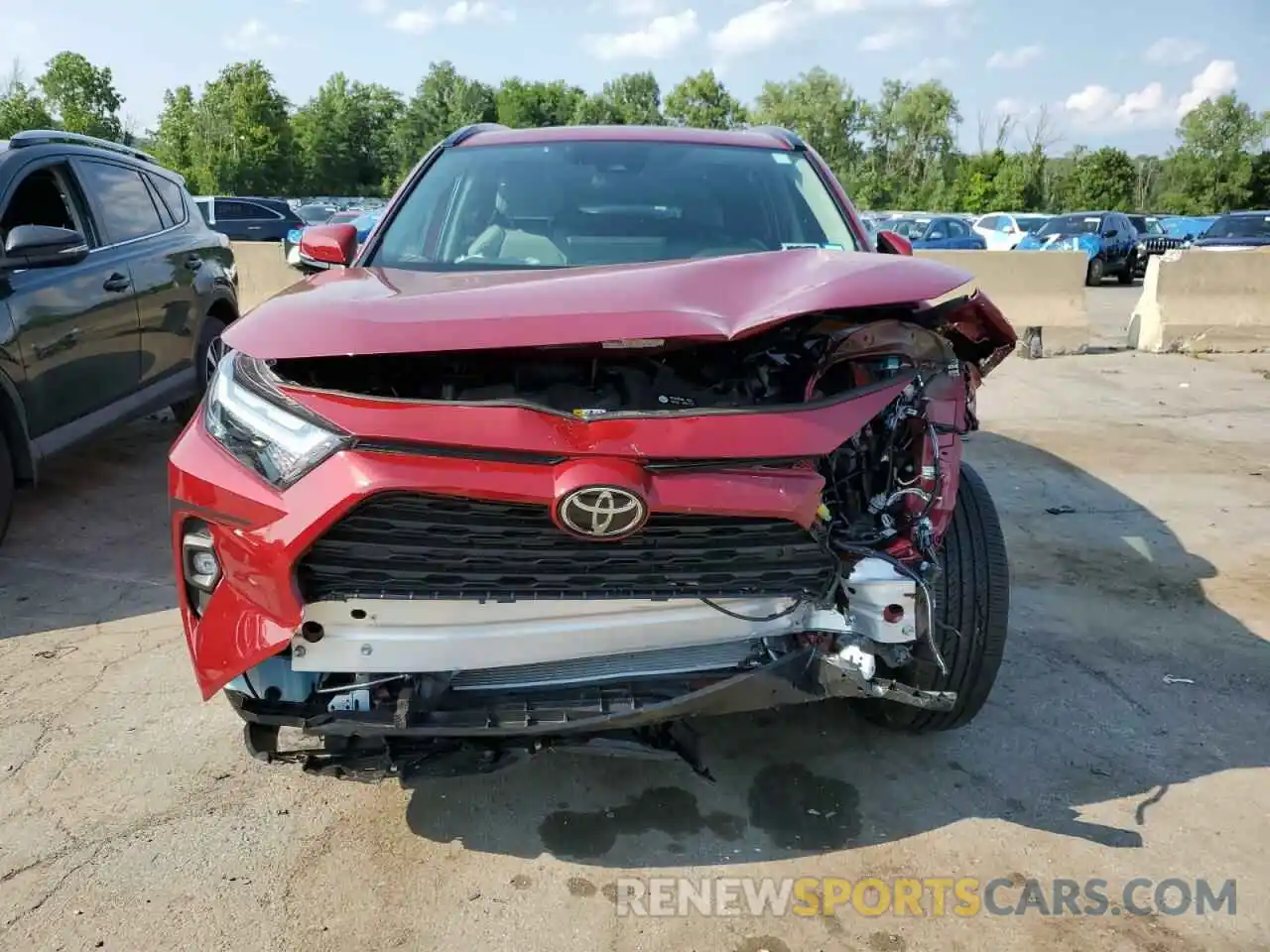 5 Photograph of a damaged car 2T3A1RFVXRW454337 TOYOTA RAV4 2024