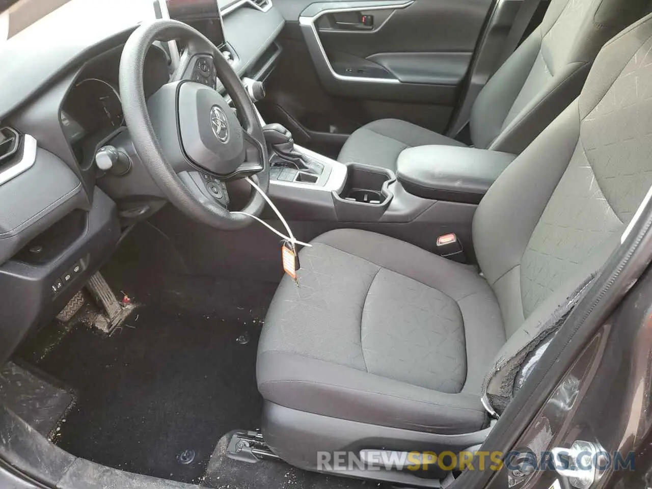 7 Photograph of a damaged car 2T3B1RFV4RC425857 TOYOTA RAV4 2024