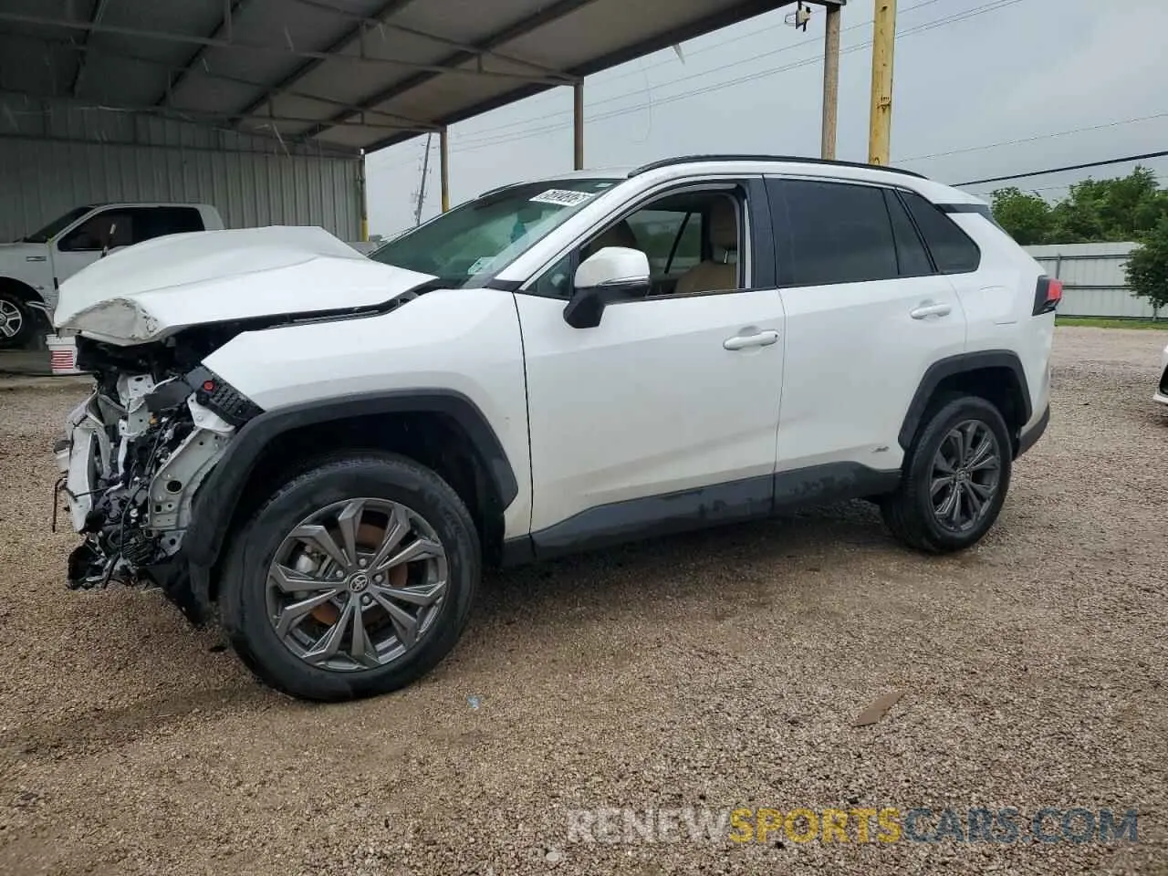 1 Photograph of a damaged car 2T3B6RFV0RW047746 TOYOTA RAV4 2024