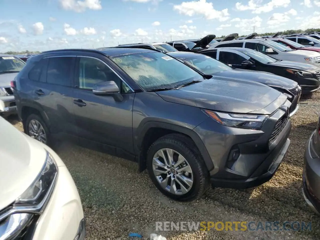 4 Photograph of a damaged car 2T3C1RFV0RC259437 TOYOTA RAV4 2024
