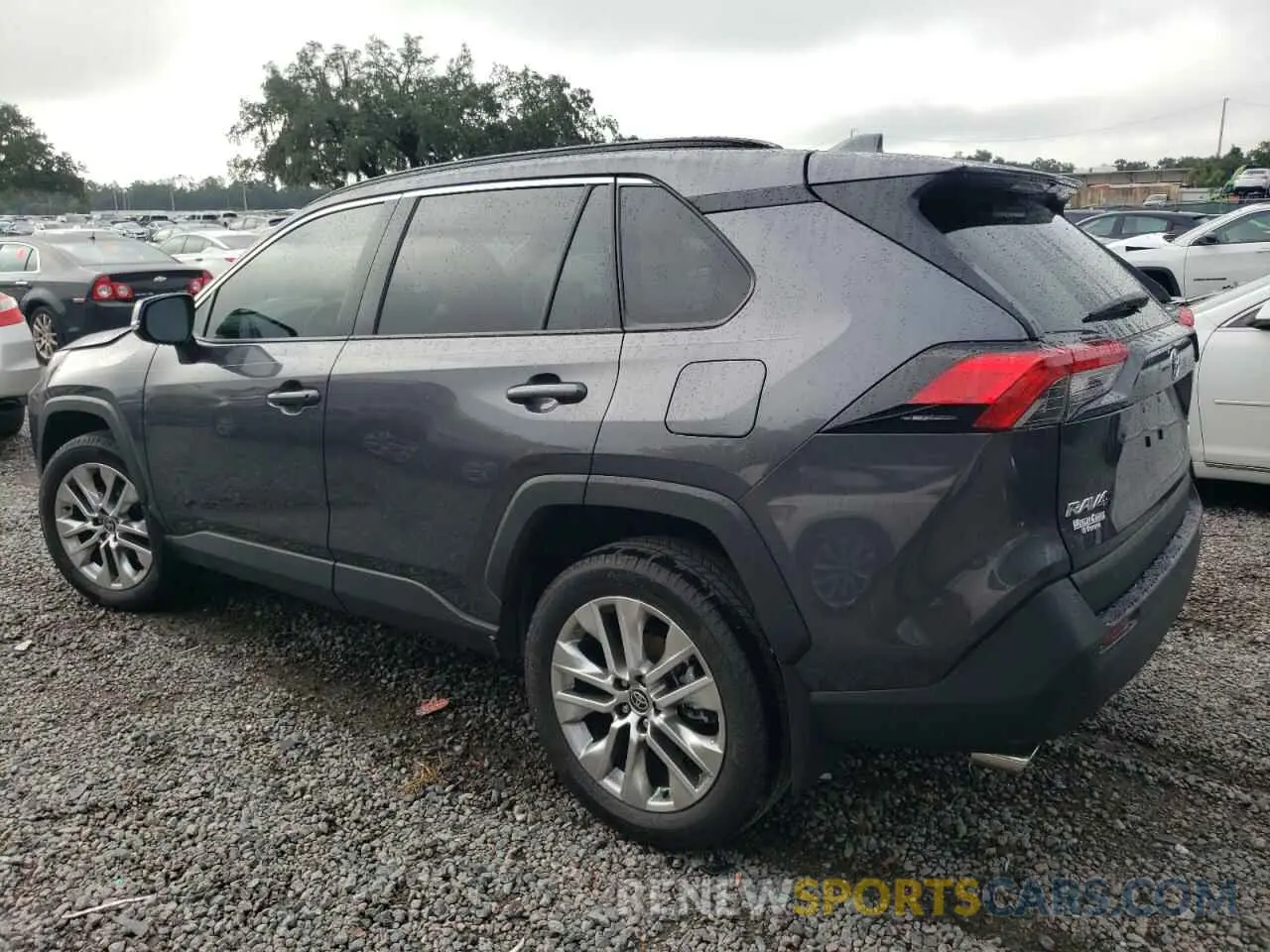 2 Photograph of a damaged car 2T3C1RFV0RC278487 TOYOTA RAV4 2024