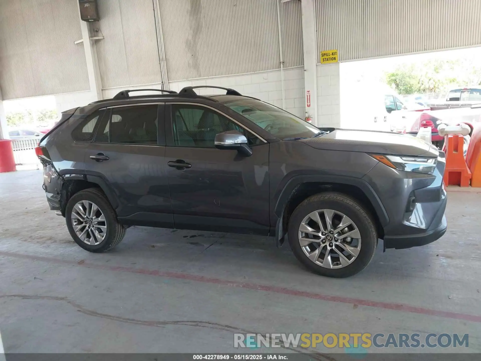 14 Photograph of a damaged car 2T3C1RFV0RC284225 TOYOTA RAV4 2024