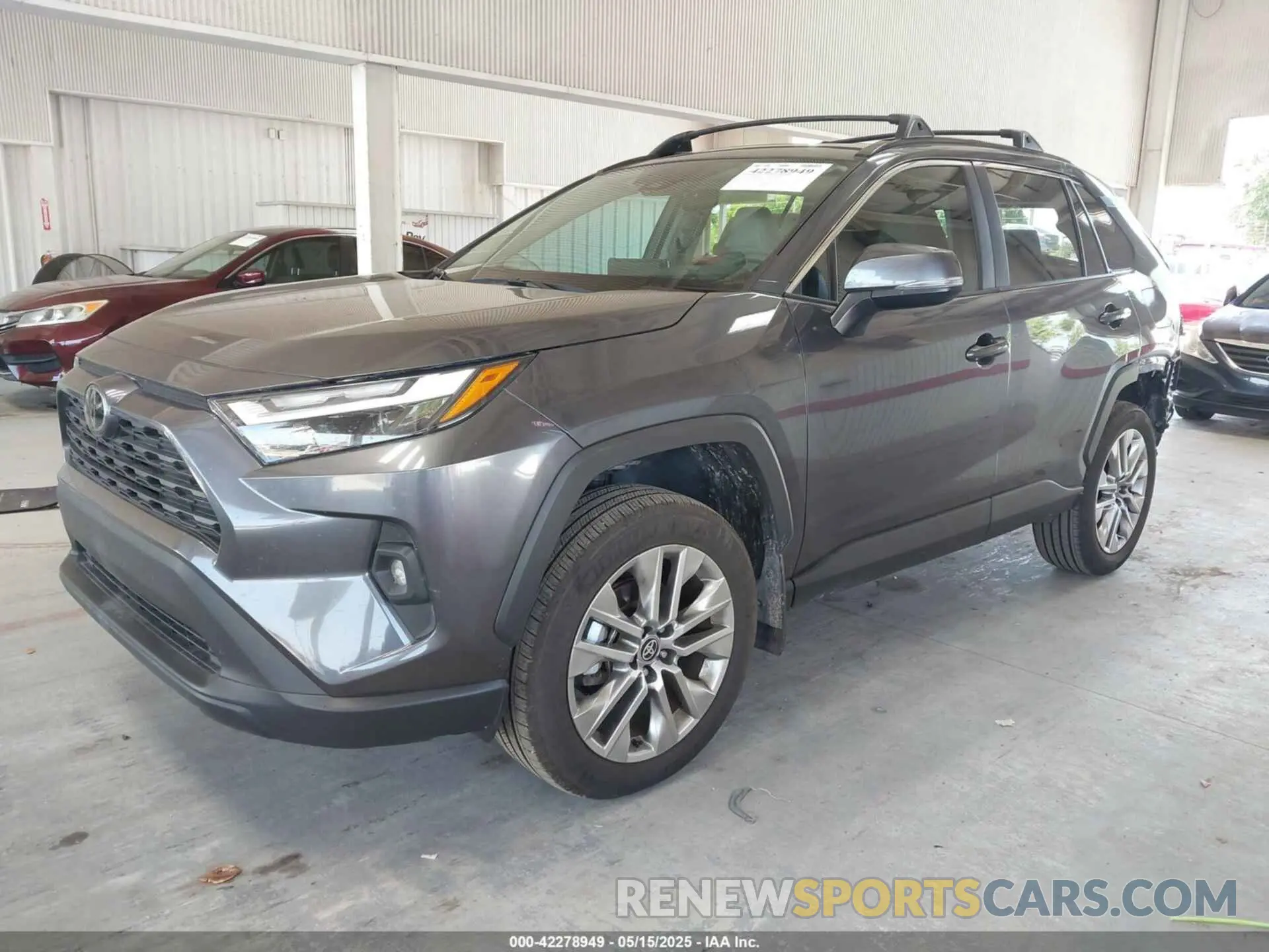 2 Photograph of a damaged car 2T3C1RFV0RC284225 TOYOTA RAV4 2024