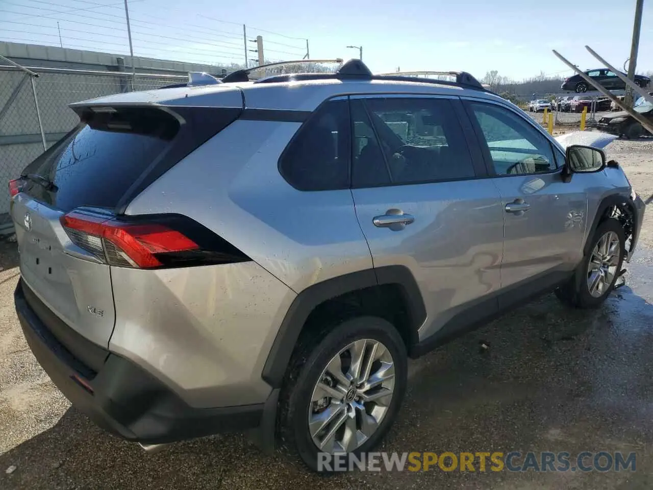 3 Photograph of a damaged car 2T3C1RFV0RC286153 TOYOTA RAV4 2024