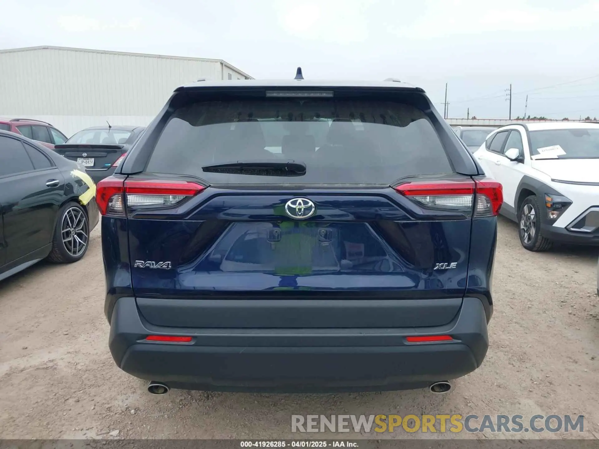 17 Photograph of a damaged car 2T3C1RFV0RW301894 TOYOTA RAV4 2024