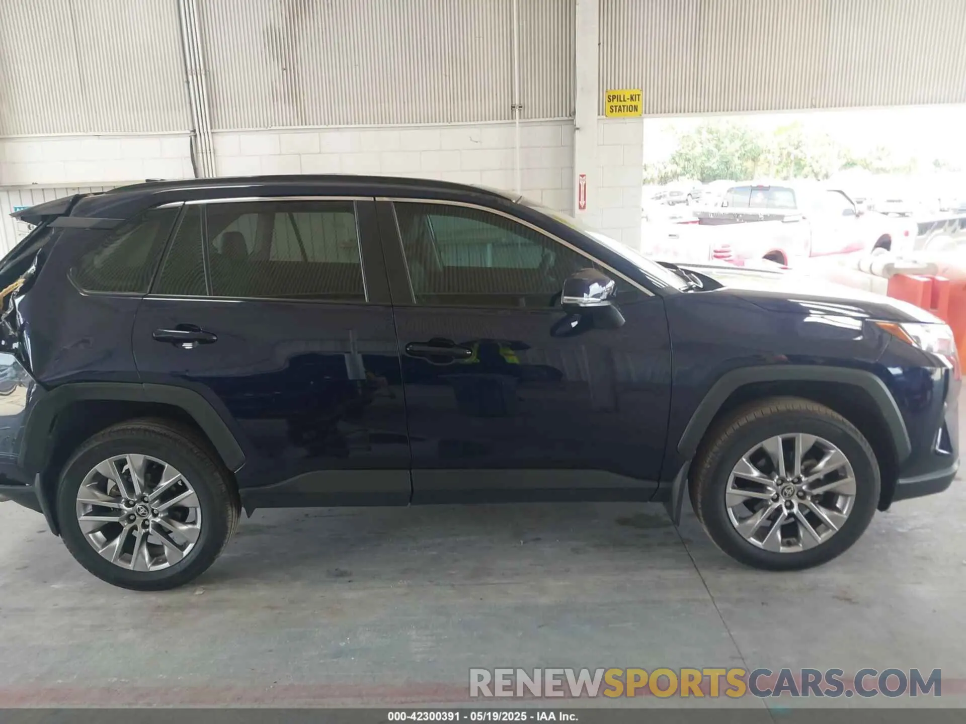 13 Photograph of a damaged car 2T3C1RFV0RW315911 TOYOTA RAV4 2024