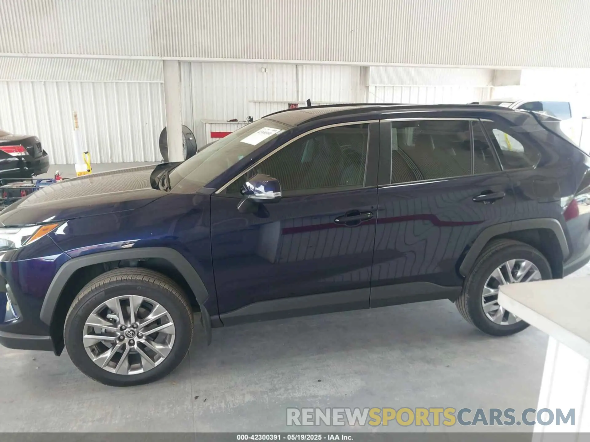 14 Photograph of a damaged car 2T3C1RFV0RW315911 TOYOTA RAV4 2024