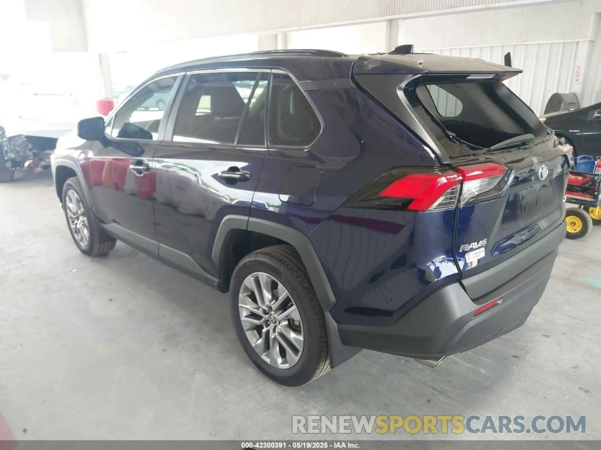 3 Photograph of a damaged car 2T3C1RFV0RW315911 TOYOTA RAV4 2024