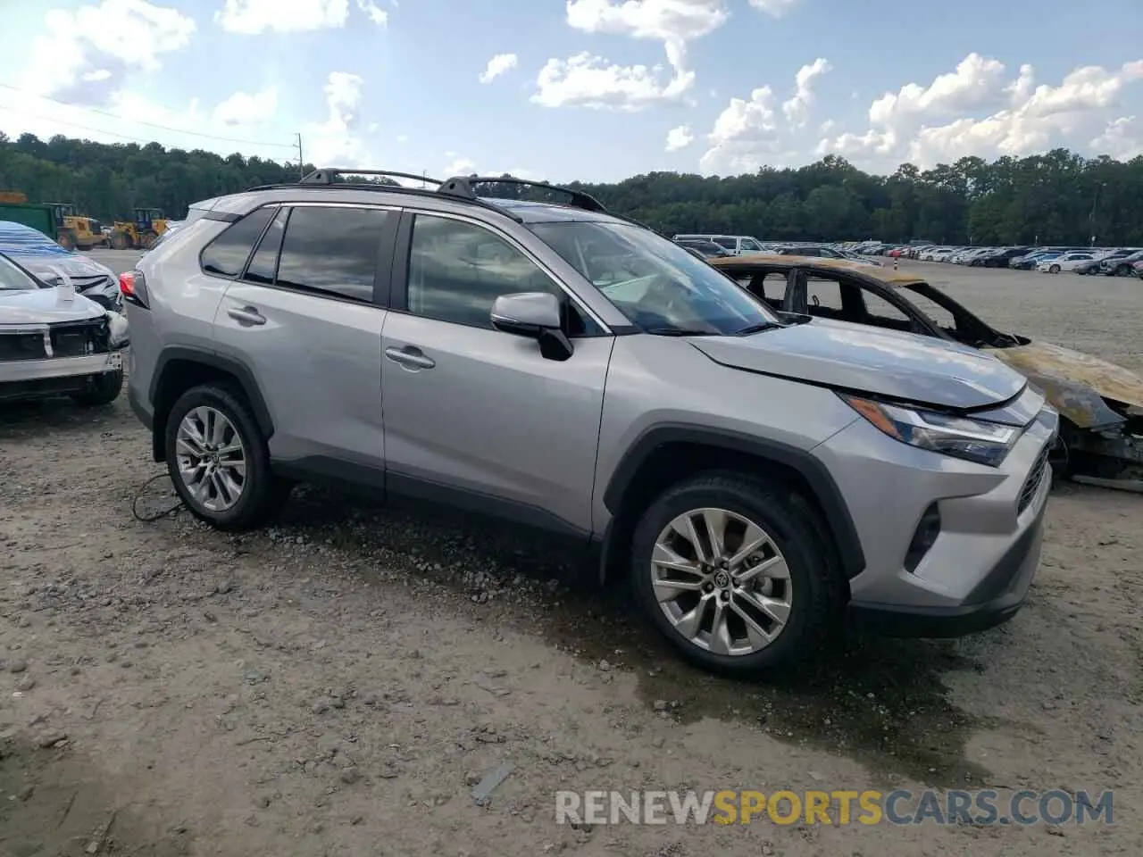 4 Photograph of a damaged car 2T3C1RFV1RC282614 TOYOTA RAV4 2024