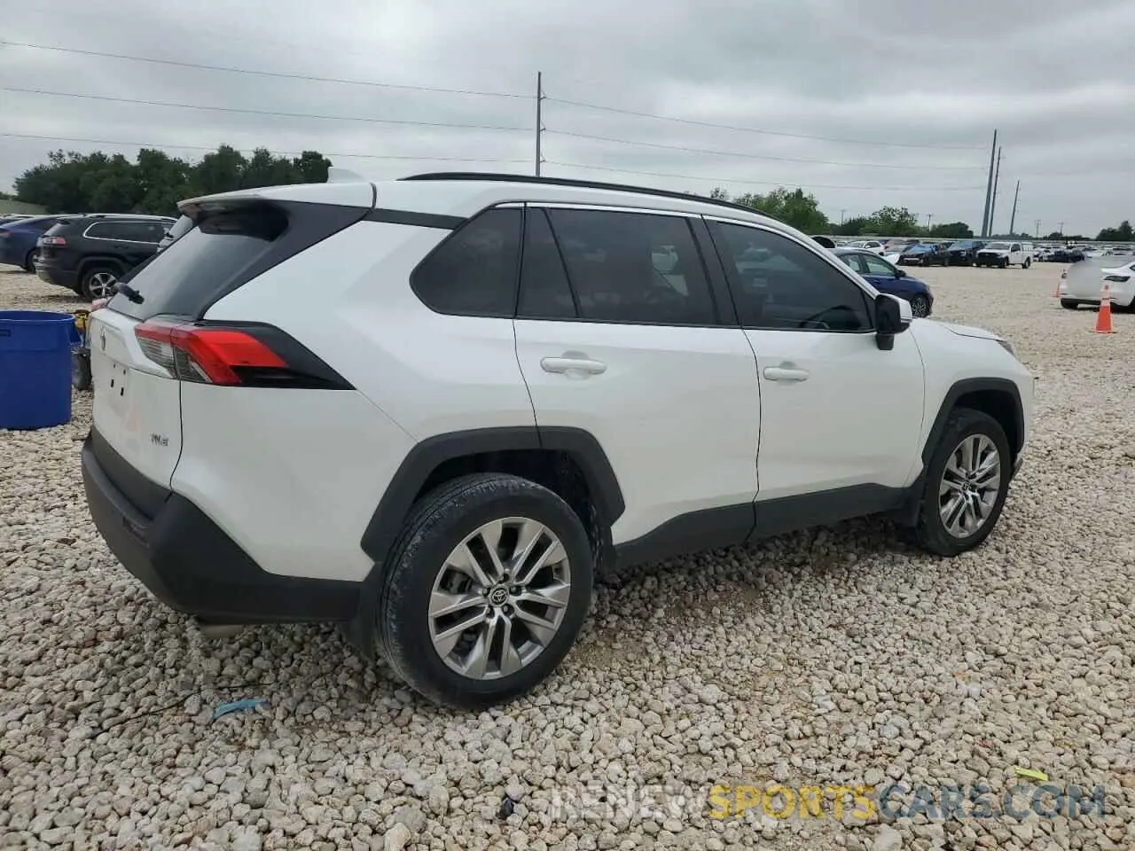 3 Photograph of a damaged car 2T3C1RFV1RW301807 TOYOTA RAV4 2024