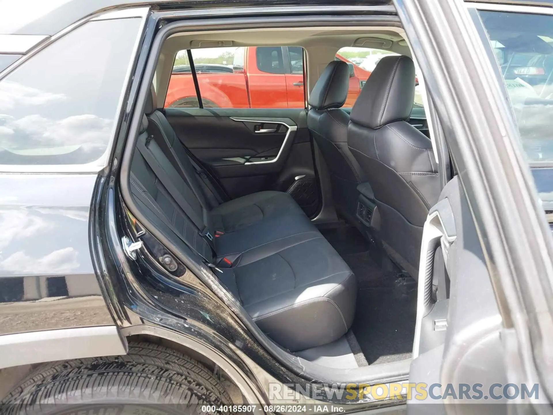 8 Photograph of a damaged car 2T3C1RFV1RW306229 TOYOTA RAV4 2024
