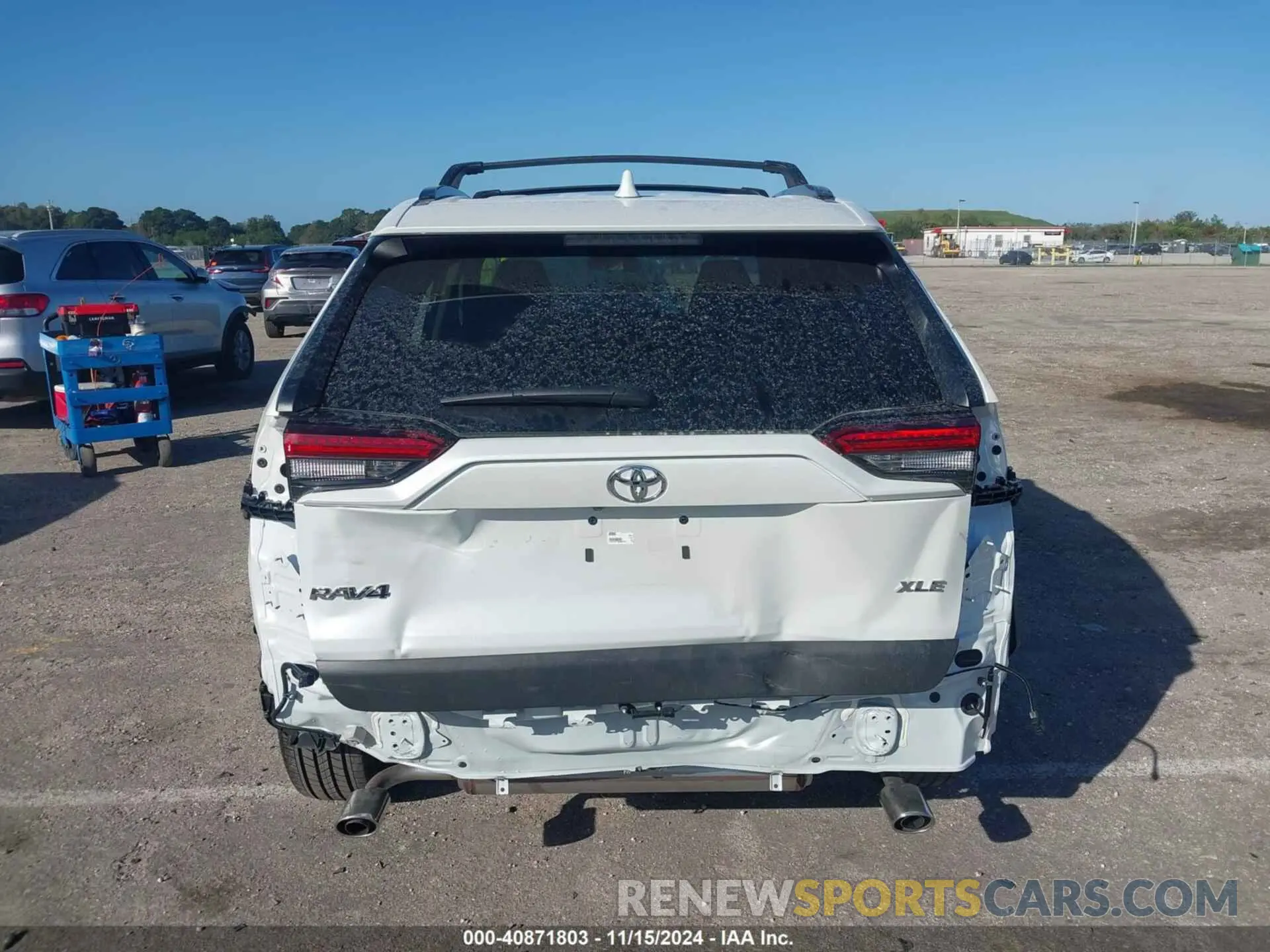 17 Photograph of a damaged car 2T3C1RFV1RW355852 TOYOTA RAV4 2024