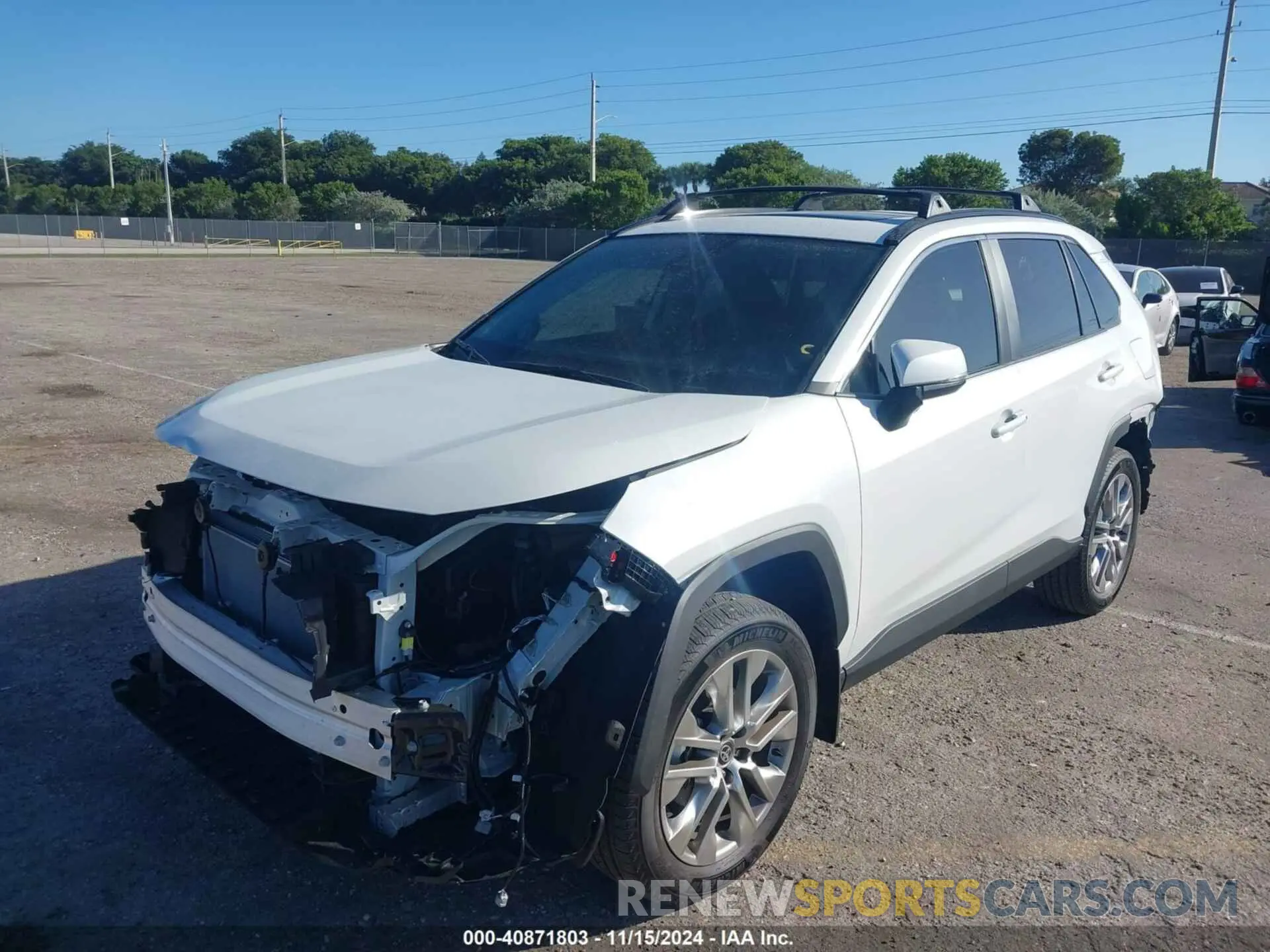 18 Photograph of a damaged car 2T3C1RFV1RW355852 TOYOTA RAV4 2024