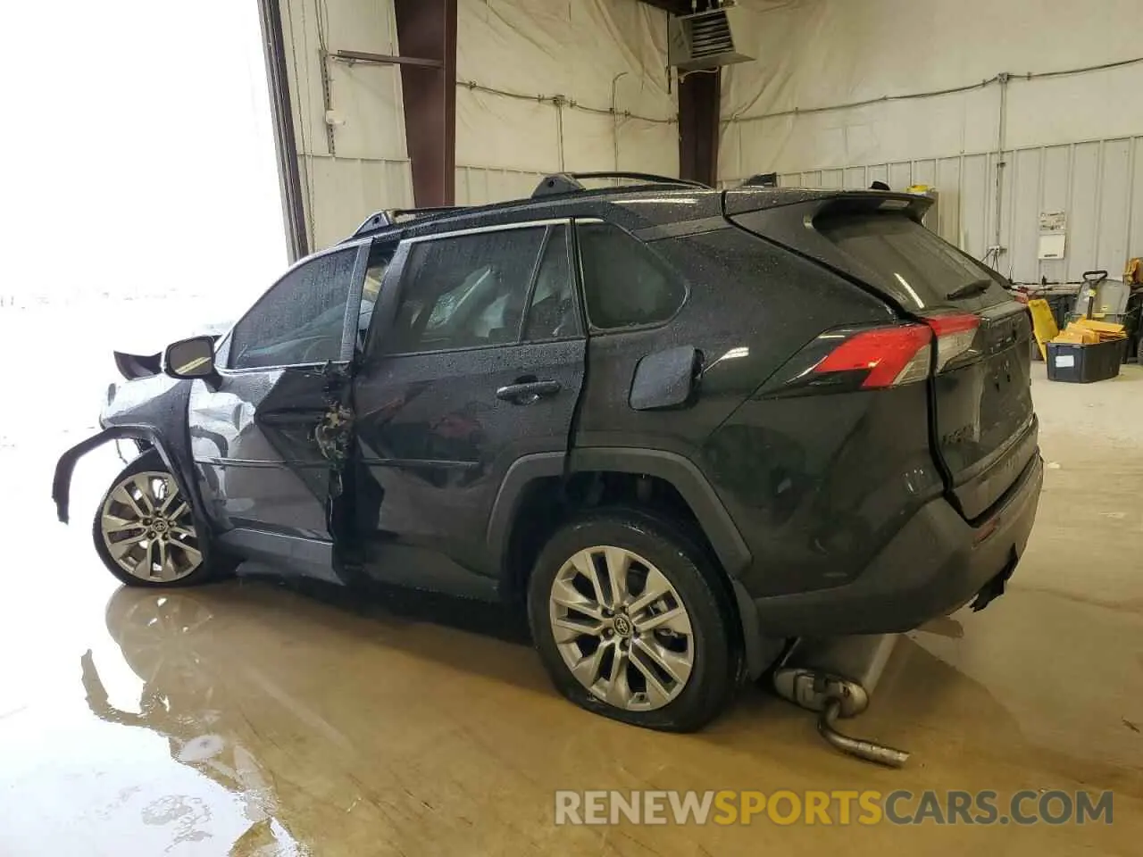 2 Photograph of a damaged car 2T3C1RFV1RW359707 TOYOTA RAV4 2024