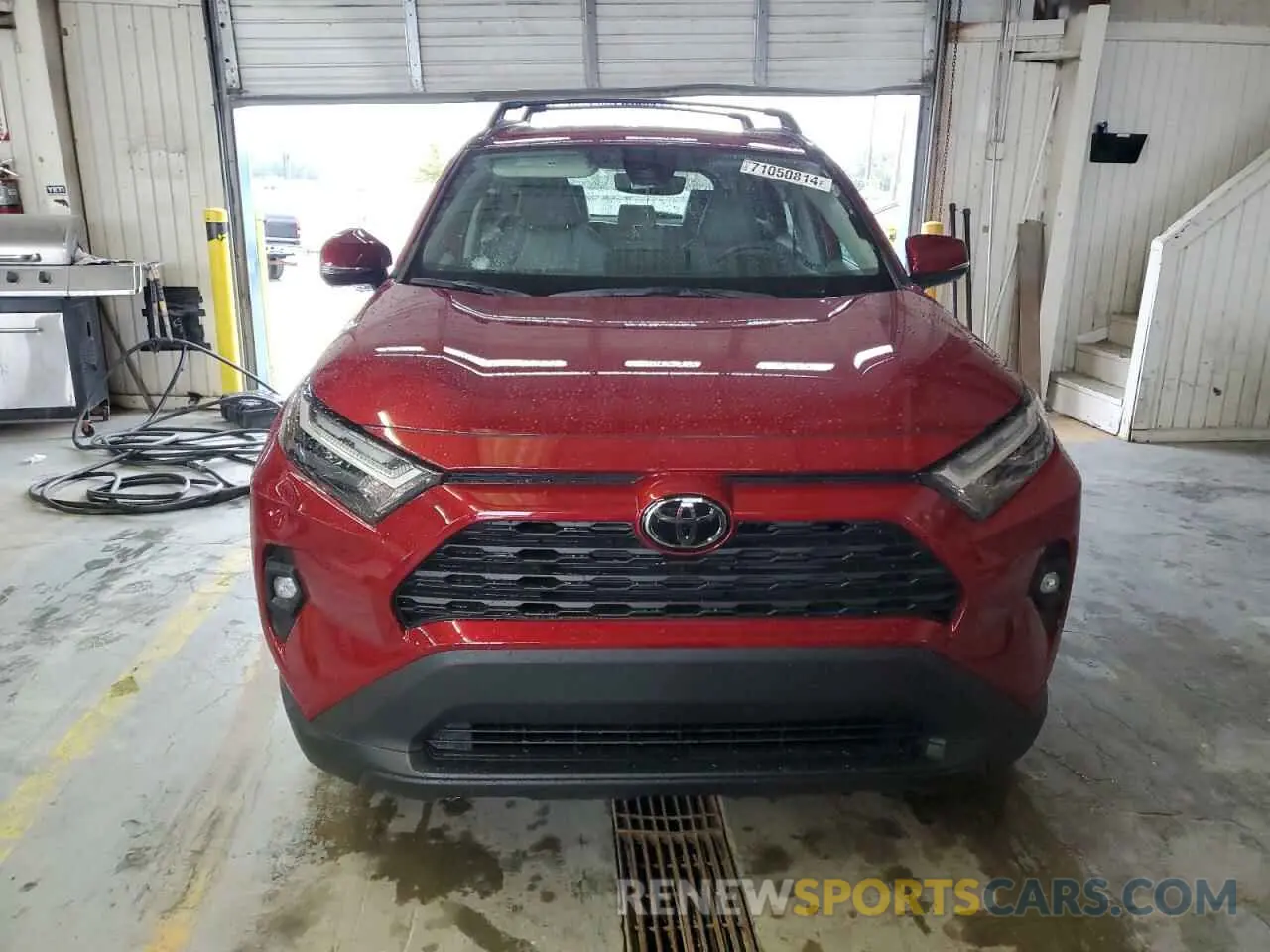 5 Photograph of a damaged car 2T3C1RFV2RW319233 TOYOTA RAV4 2024