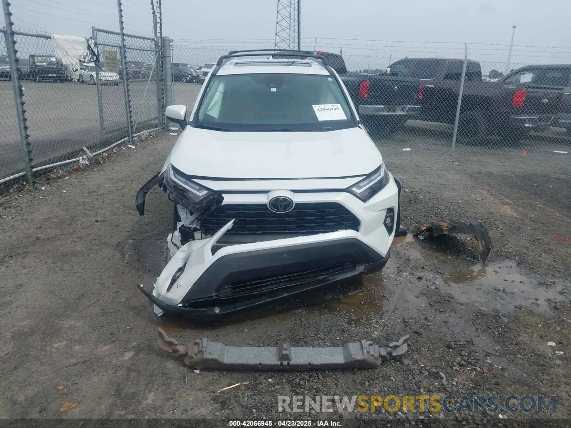 12 Photograph of a damaged car 2T3C1RFV3RW311870 TOYOTA RAV4 2024