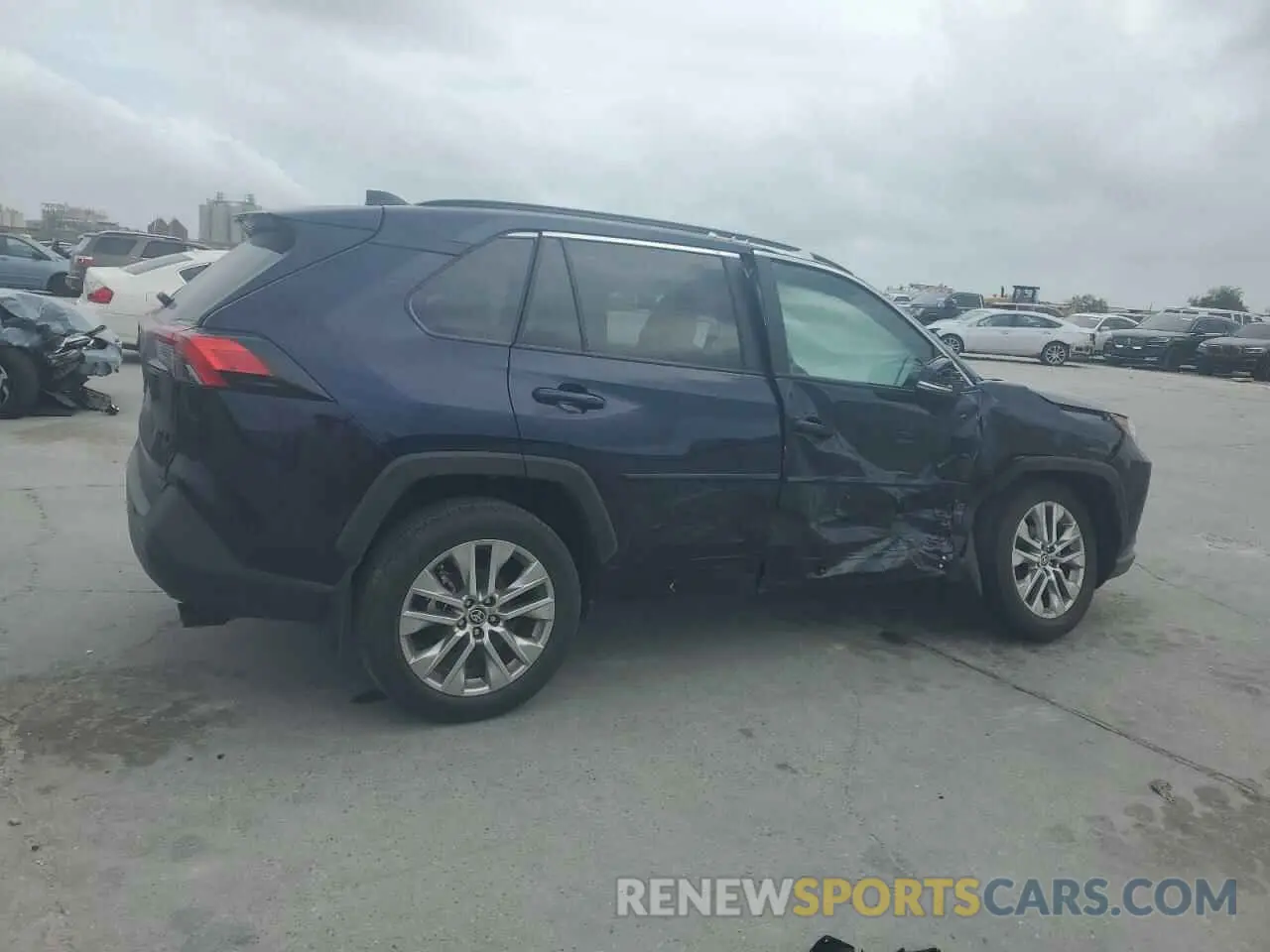 3 Photograph of a damaged car 2T3C1RFV3RW363581 TOYOTA RAV4 2024