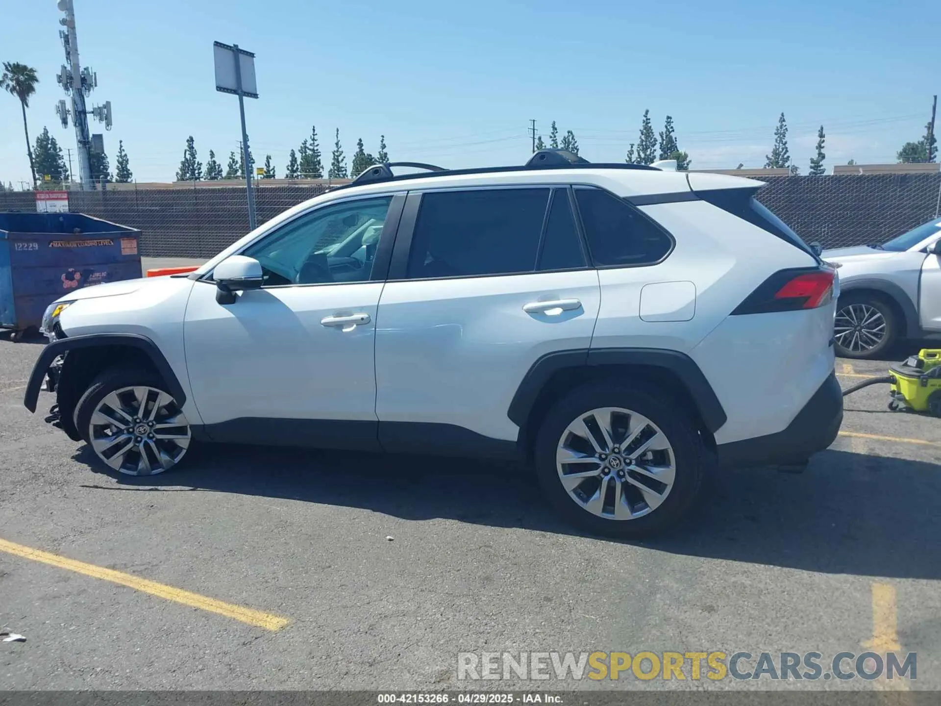 14 Photograph of a damaged car 2T3C1RFV4RW326099 TOYOTA RAV4 2024