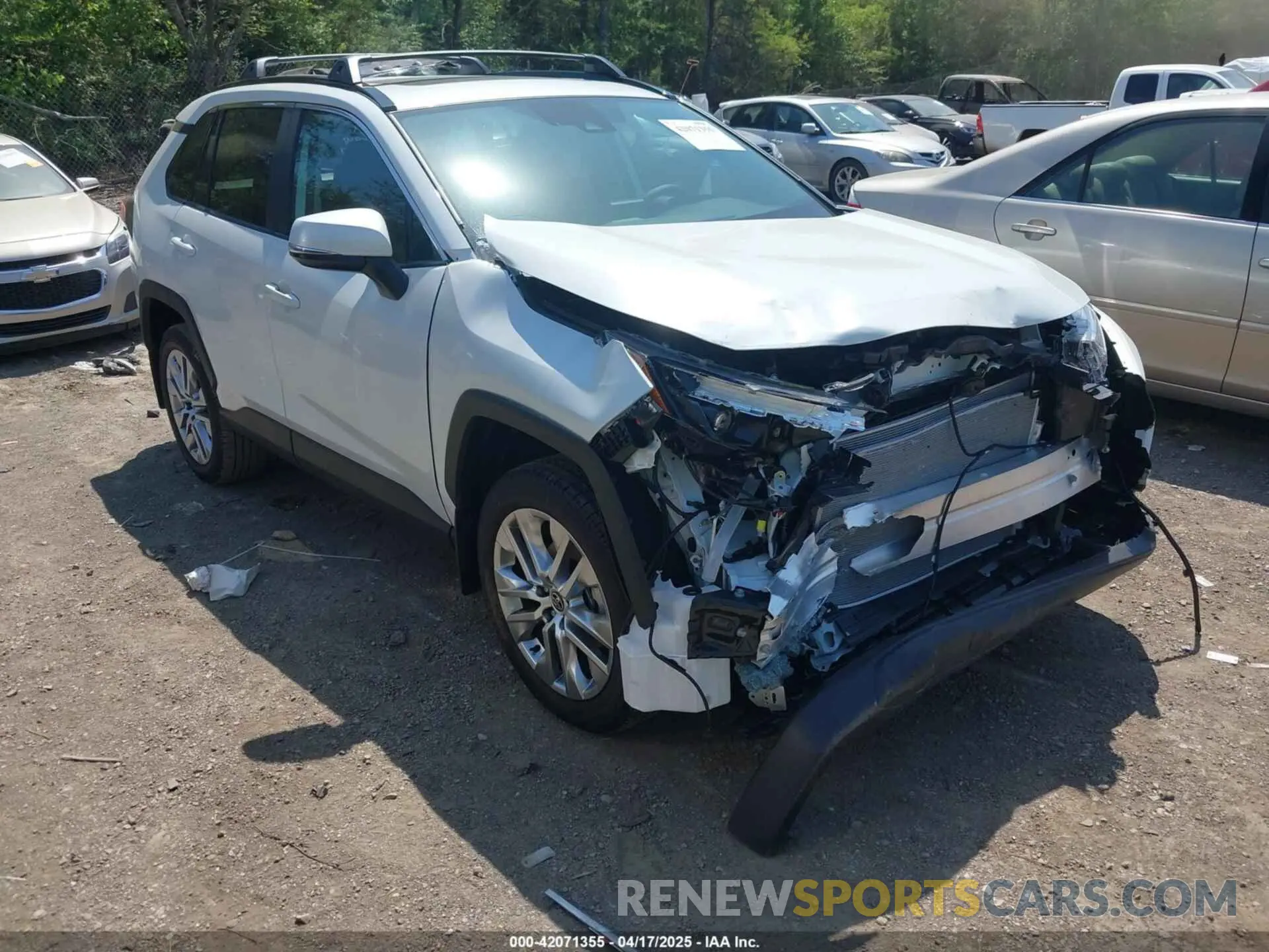 1 Photograph of a damaged car 2T3C1RFV4RW364447 TOYOTA RAV4 2024