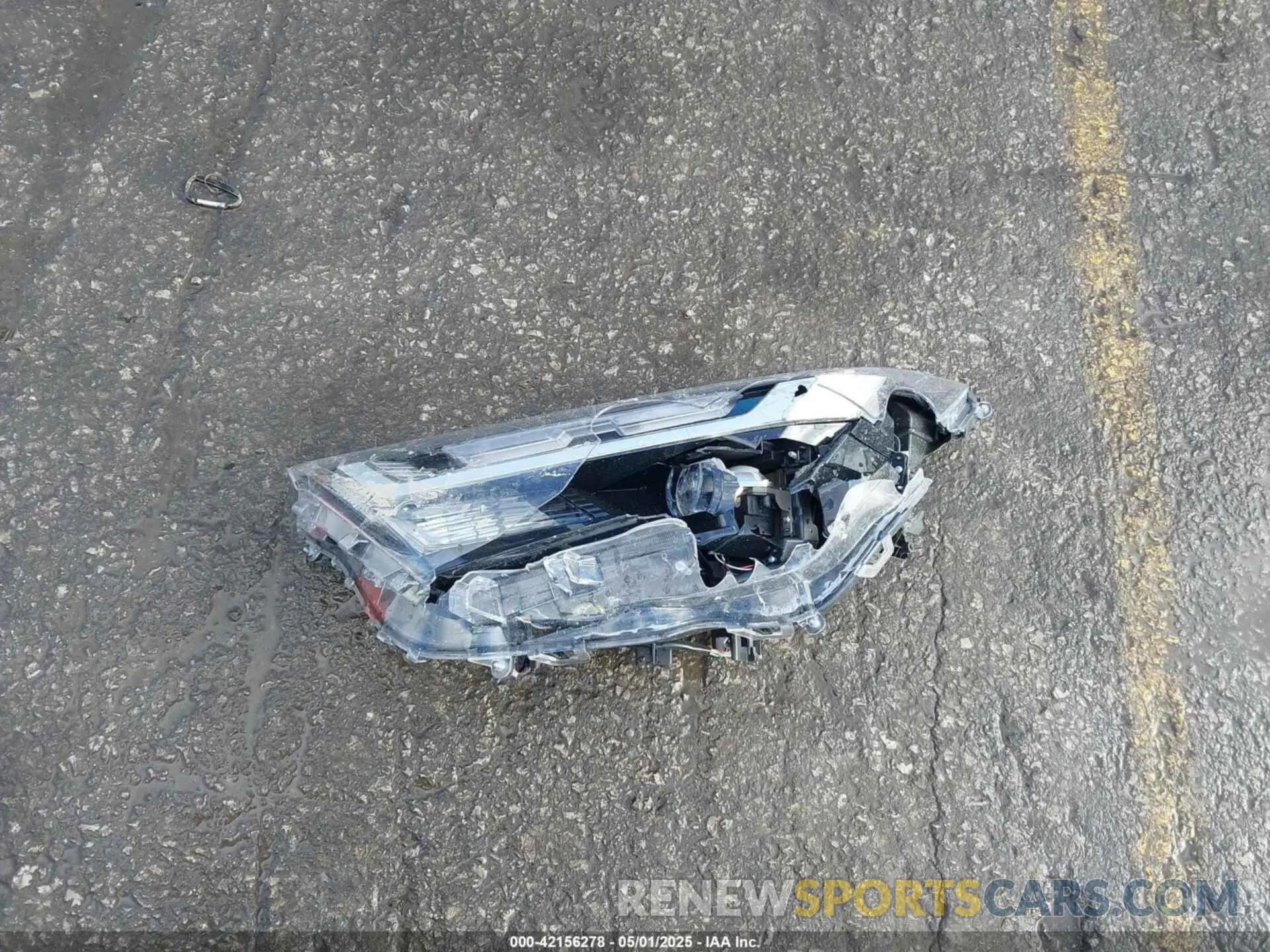 11 Photograph of a damaged car 2T3C1RFV5RW335409 TOYOTA RAV4 2024