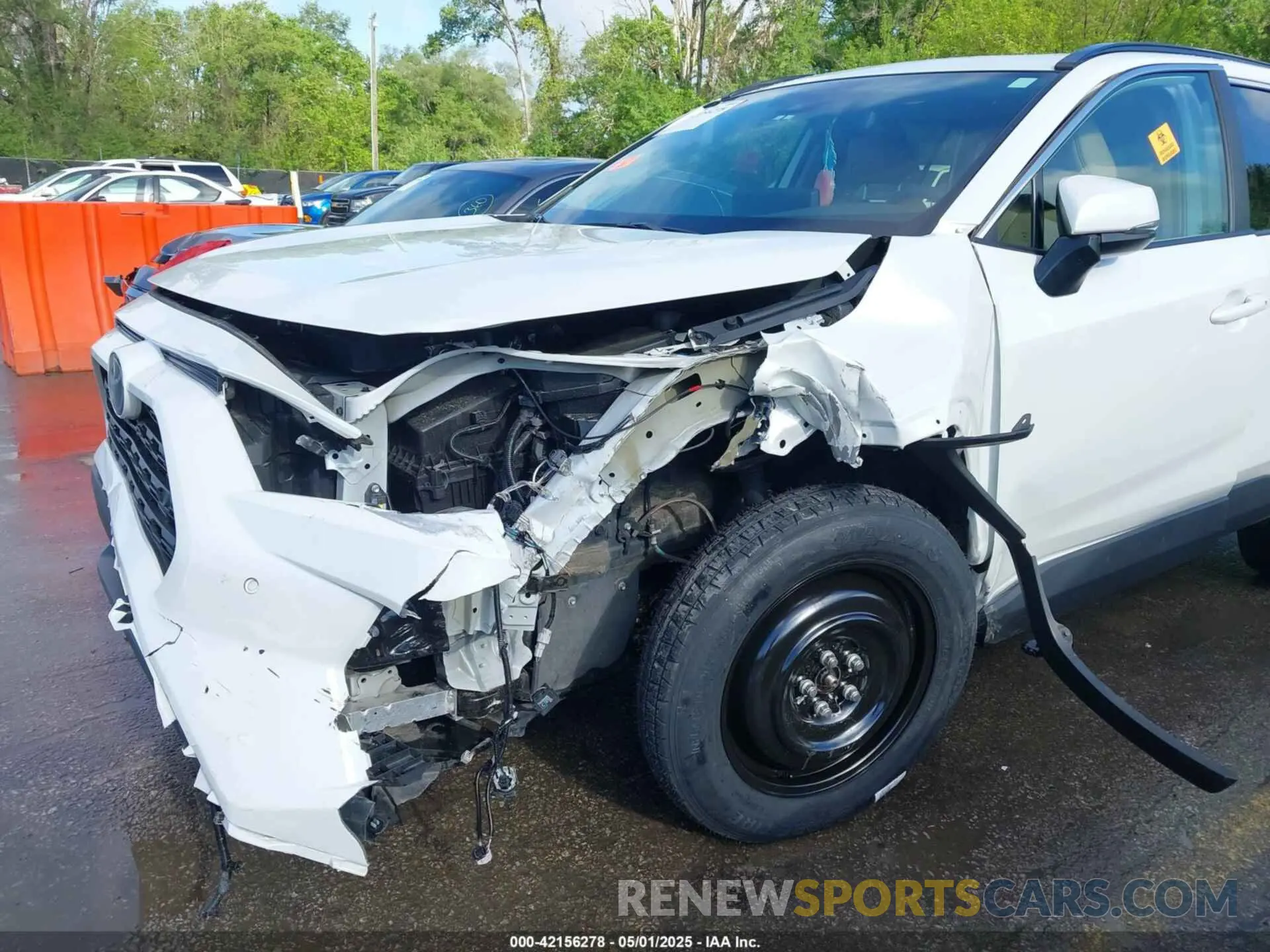 6 Photograph of a damaged car 2T3C1RFV5RW335409 TOYOTA RAV4 2024