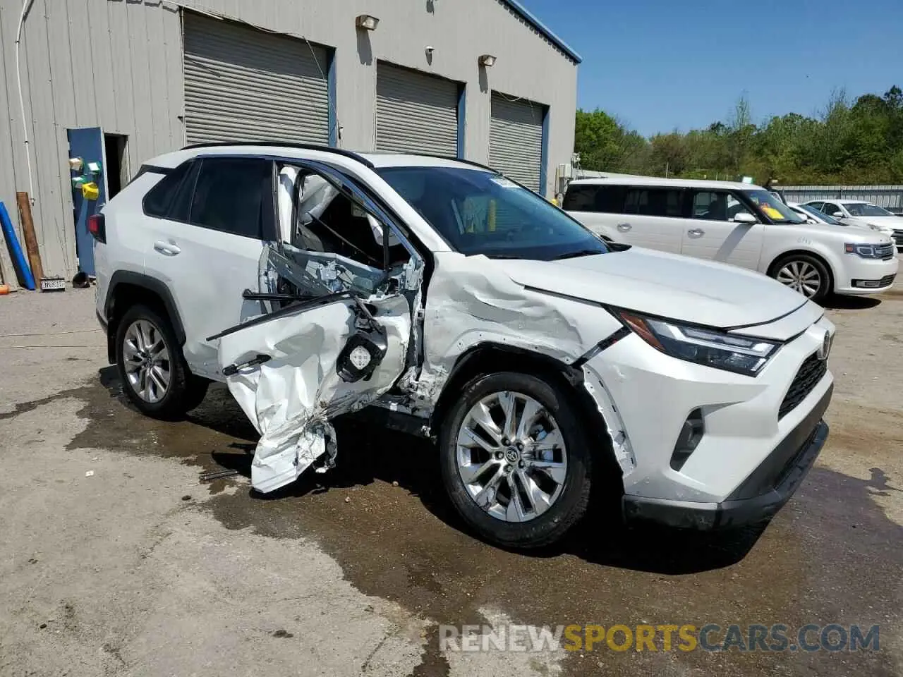 4 Photograph of a damaged car 2T3C1RFV5RW359225 TOYOTA RAV4 2024